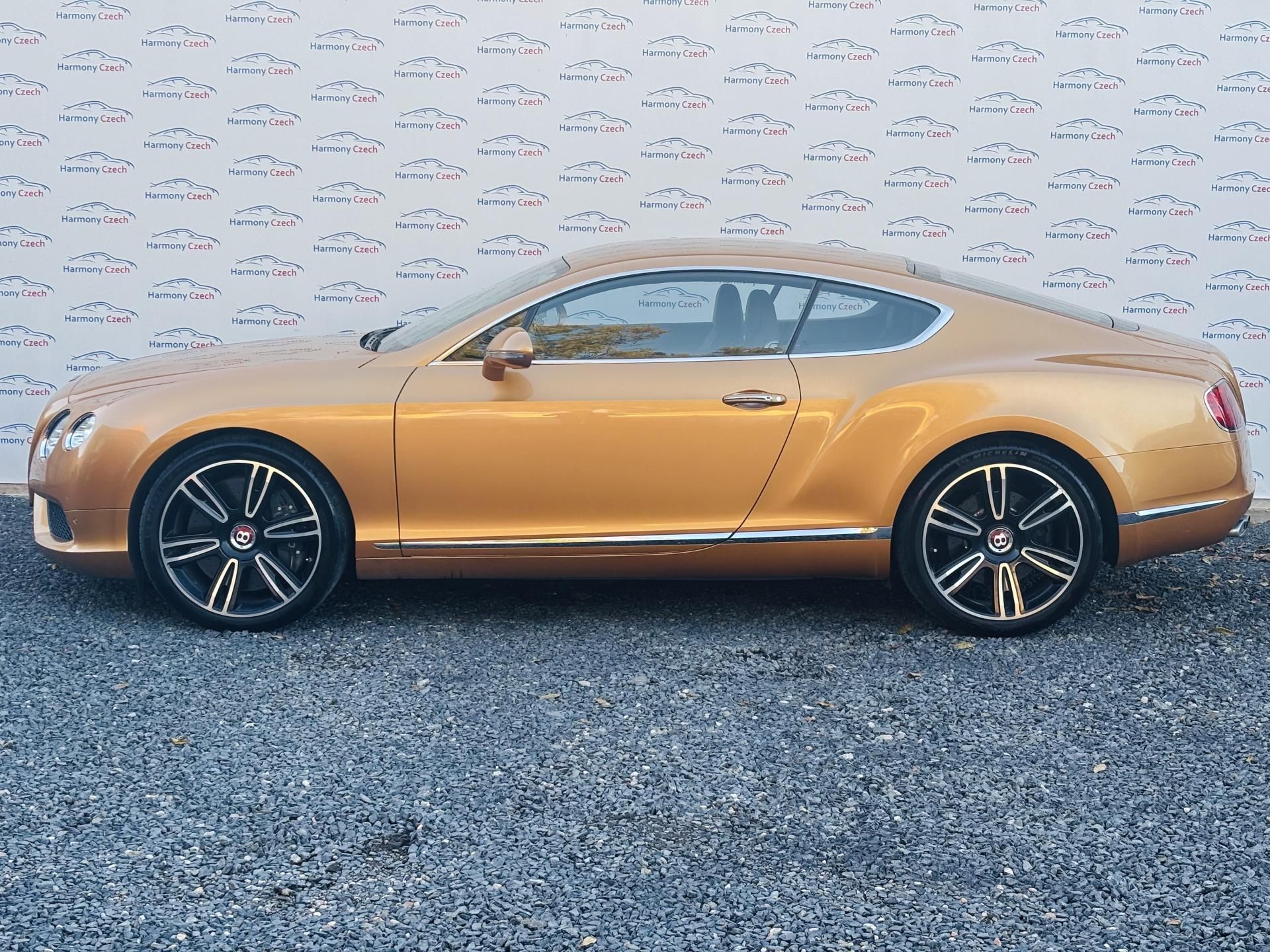 Bentley Continental GT, 4.0 V8, 373kW, 4X4, ČR - fotka 5