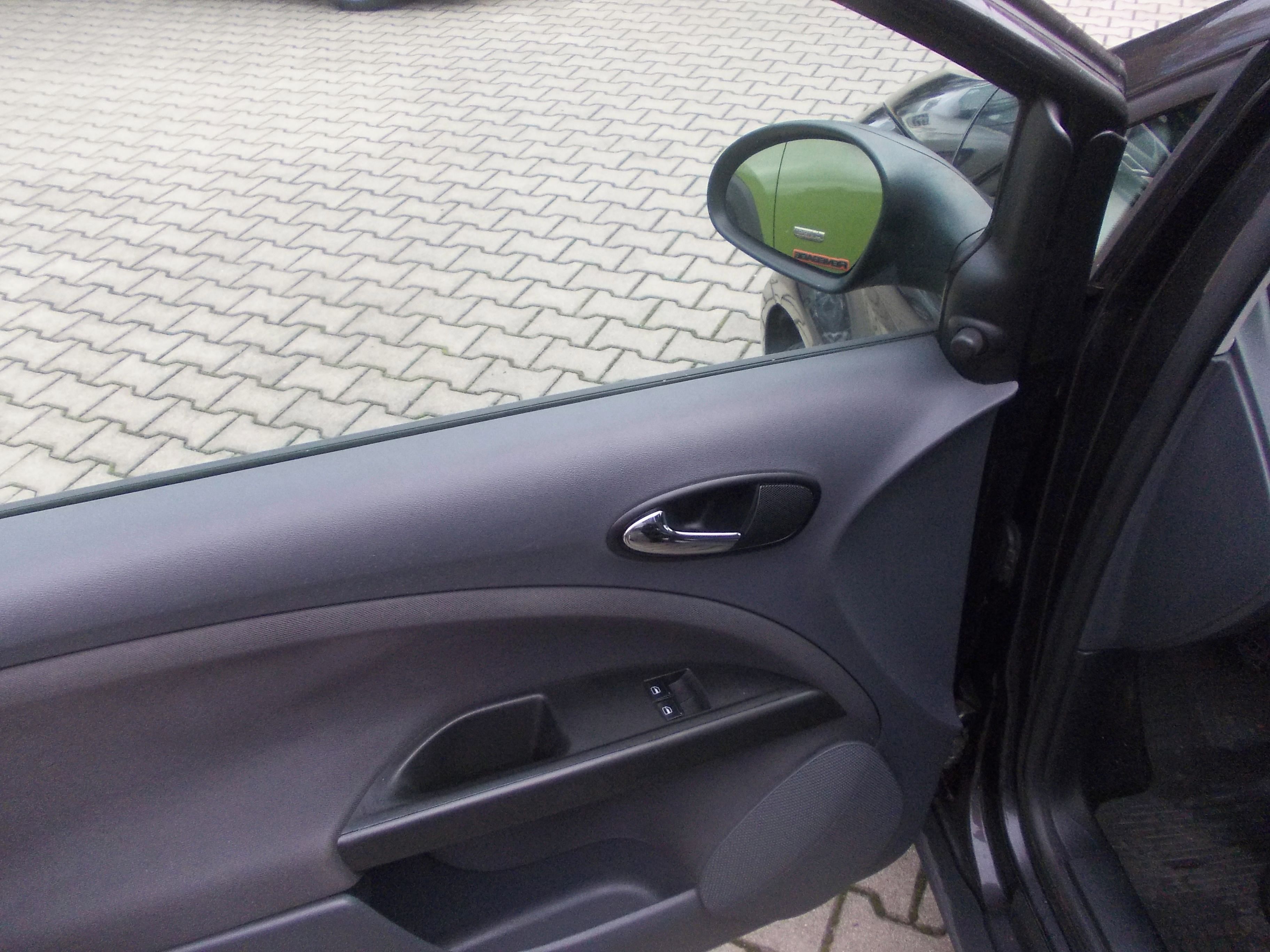 Seat Altea, 1.6i 75KW - fotka 5