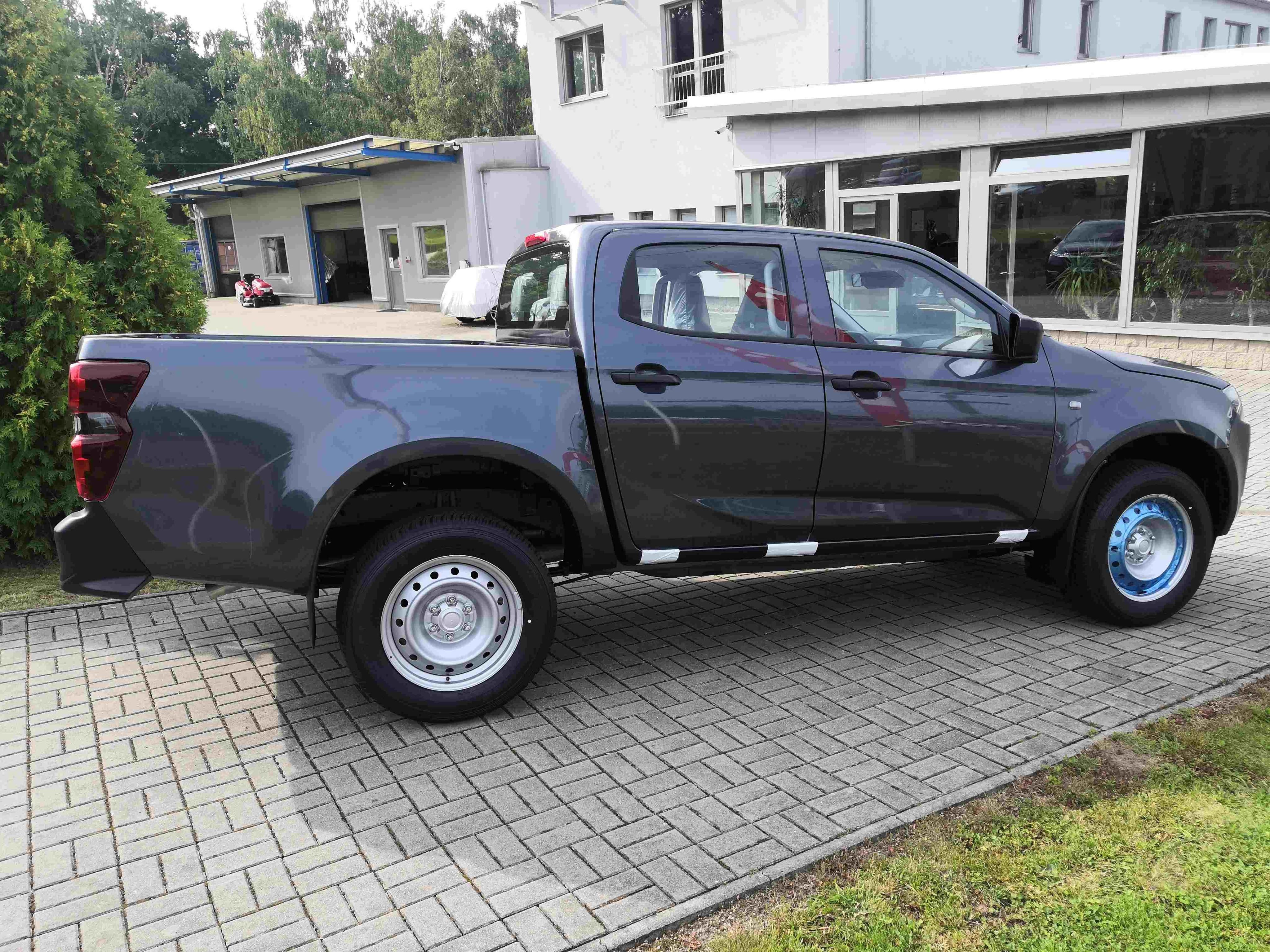 Isuzu D-Max, 1,9 Ddi Double Cab L 6AT - fotka 4