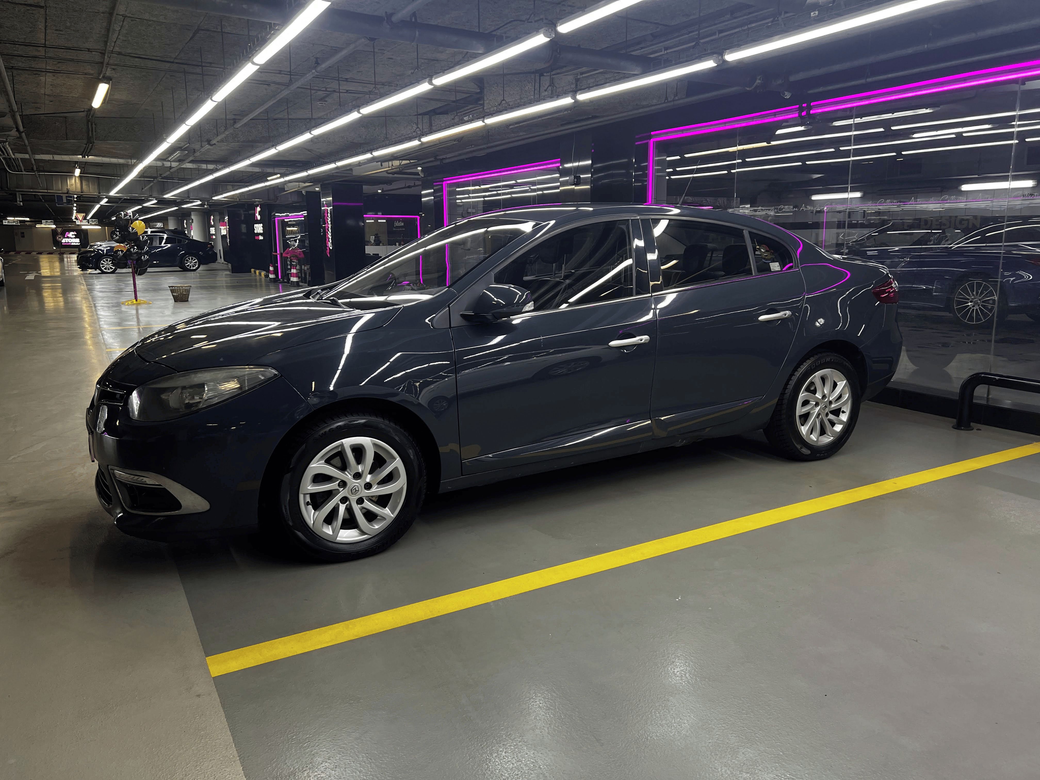 Renault Fluence, 1.6 benzín 82kW - fotka 5