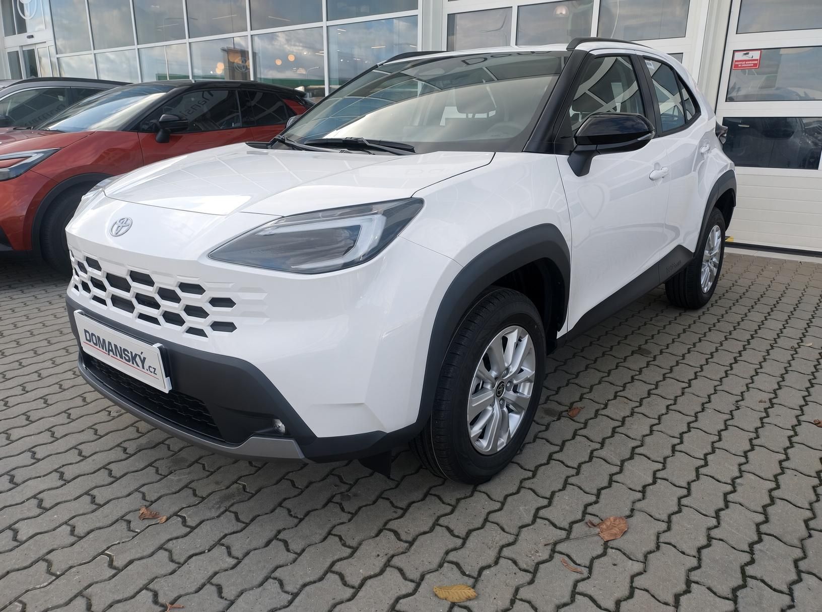 Toyota Yaris Cross, 1.5 FHEV Comfort FACELIFT - fotka 2