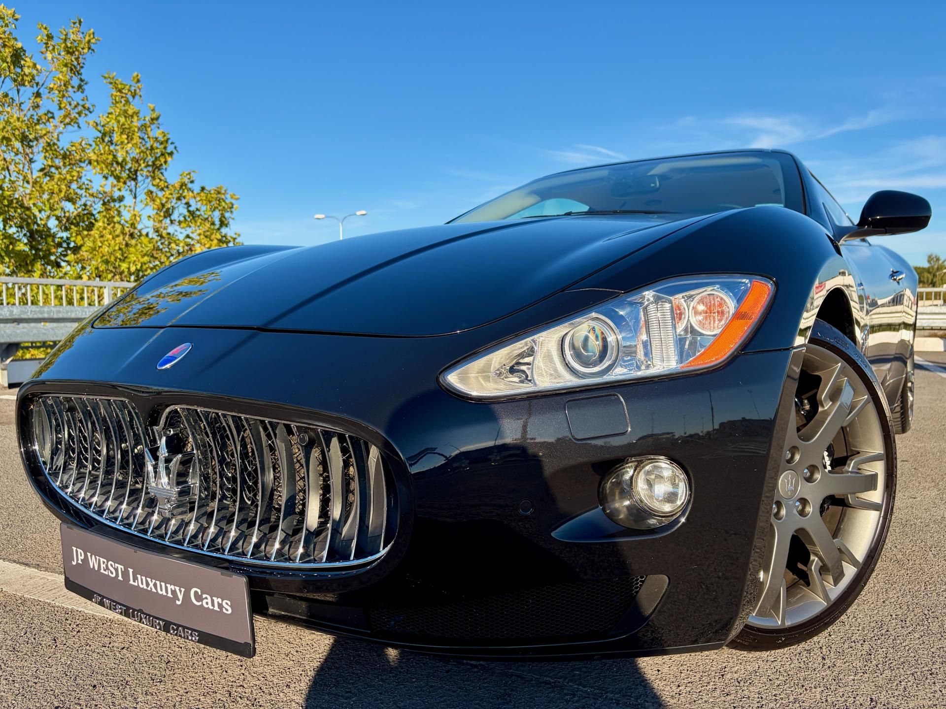 Maserati GranTurismo, S 4.7 V8 1. MAJITEL 33.222 km! - fotka 4