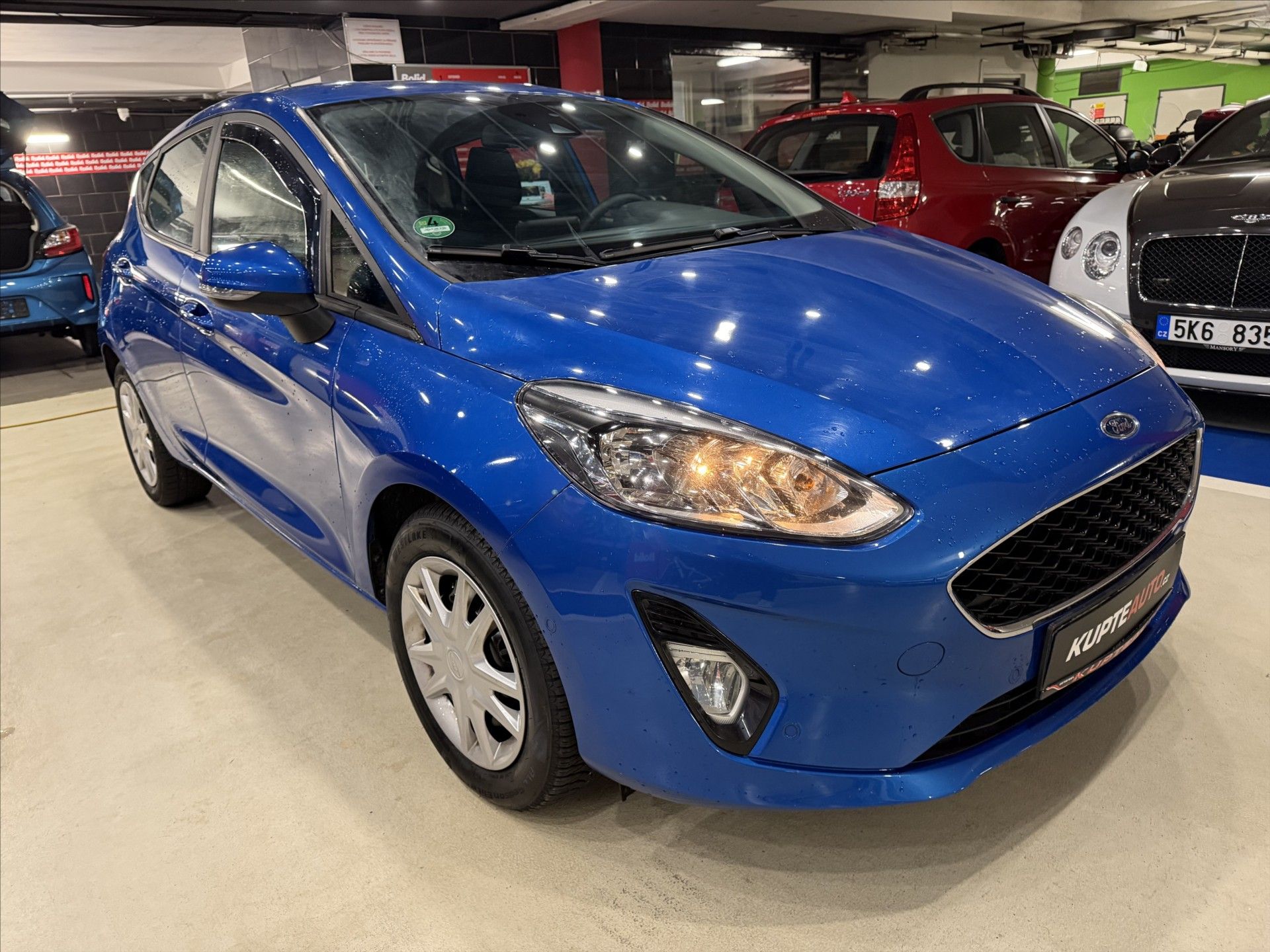Ford Fiesta, 1,0 i - TOP VÝBAVA ! - fotka 2