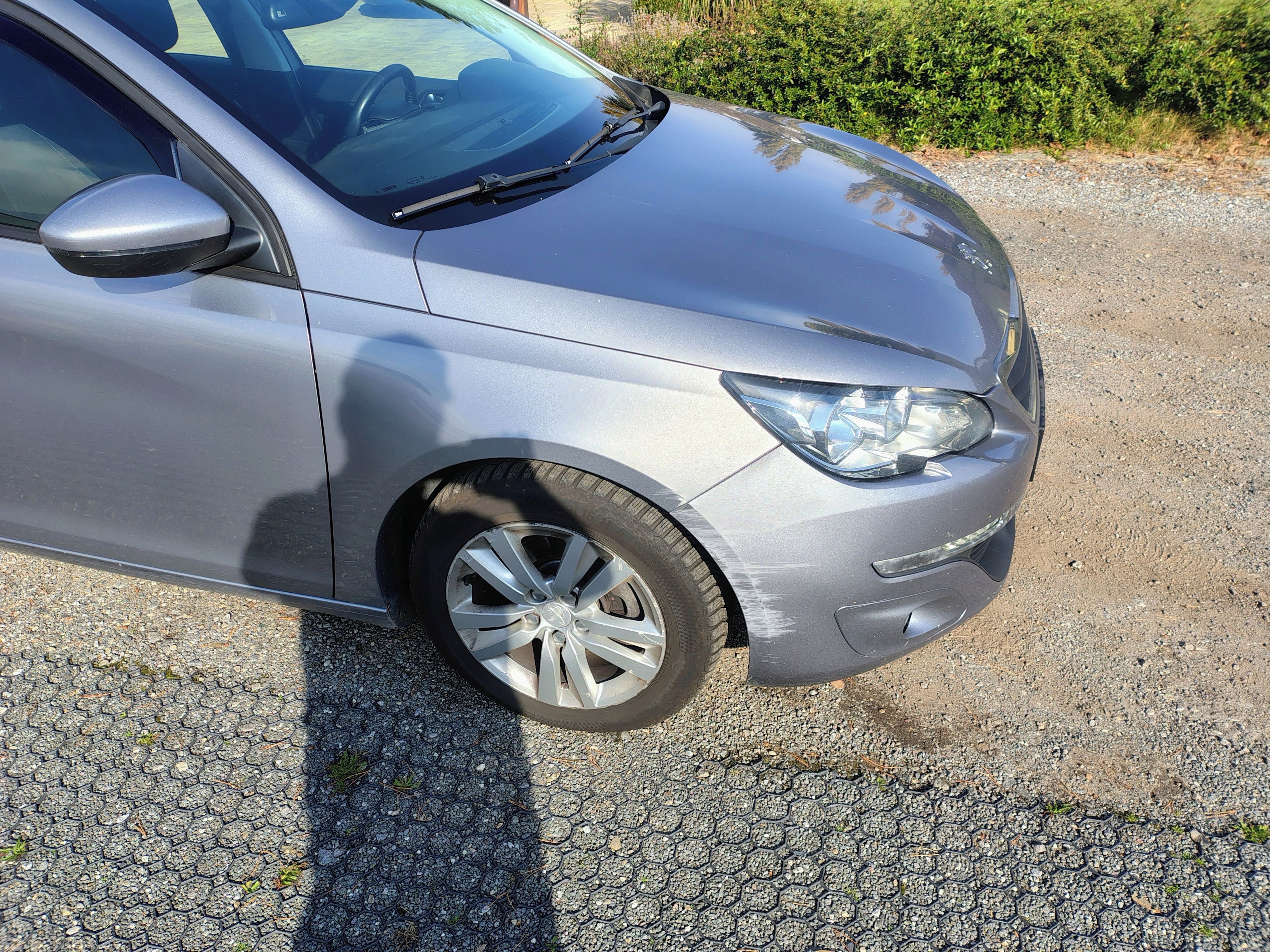 Peugeot 308, 1,6 hdi 68 kw - fotka 4