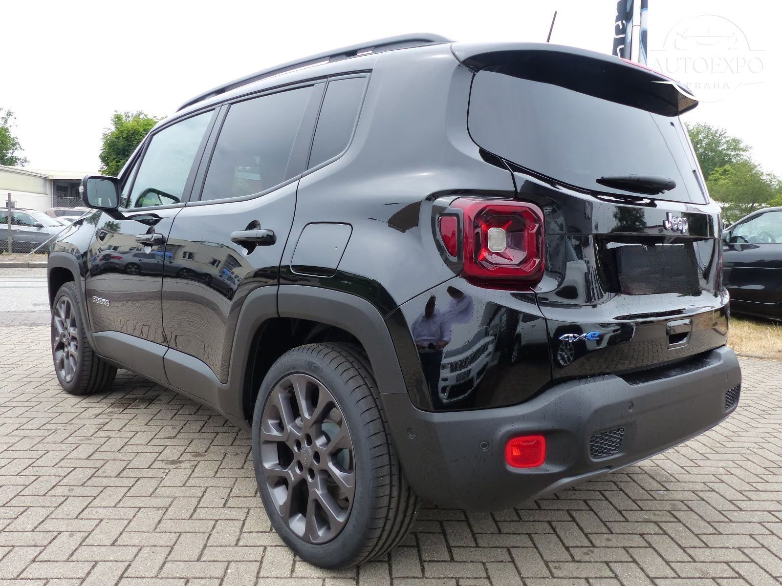 Jeep Renegade, 1.3l T4-PHEV S-Edition * - fotka 3