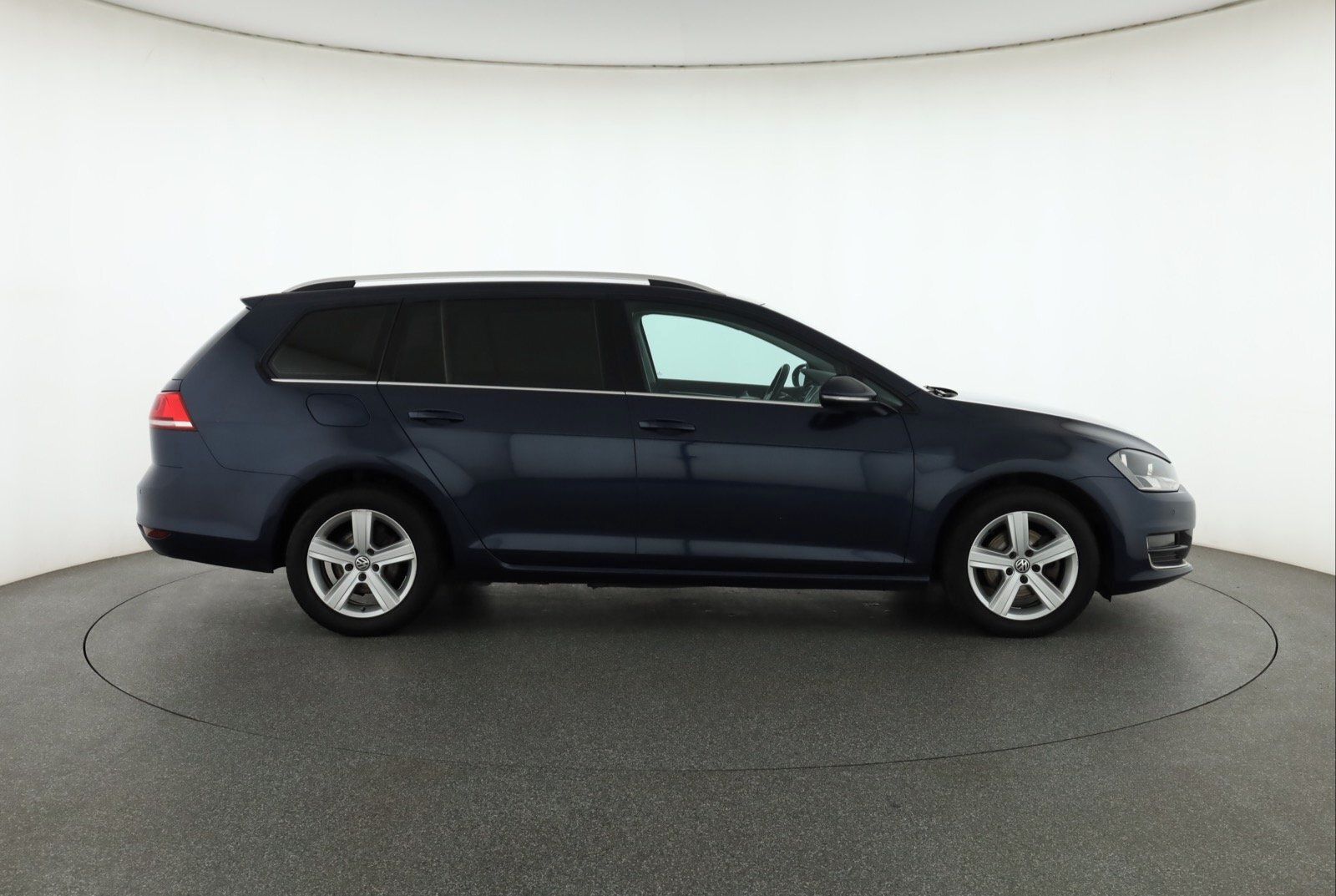 Volkswagen Golf, 1.6 TDI, Comfortline - fotka 6