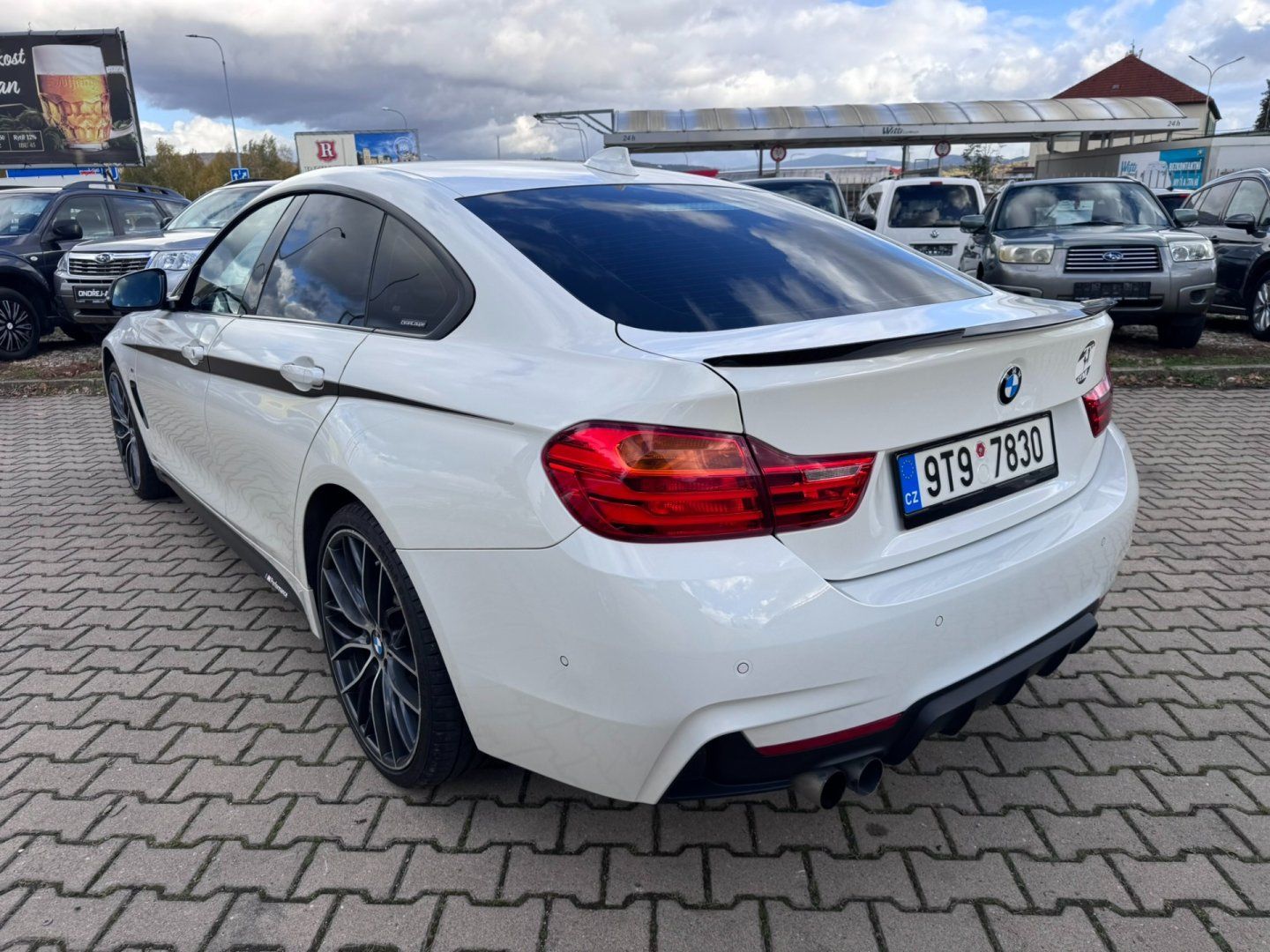 BMW Řada 4, 2,0D 135KW XDRIVE ČR MPACKET - fotka 3