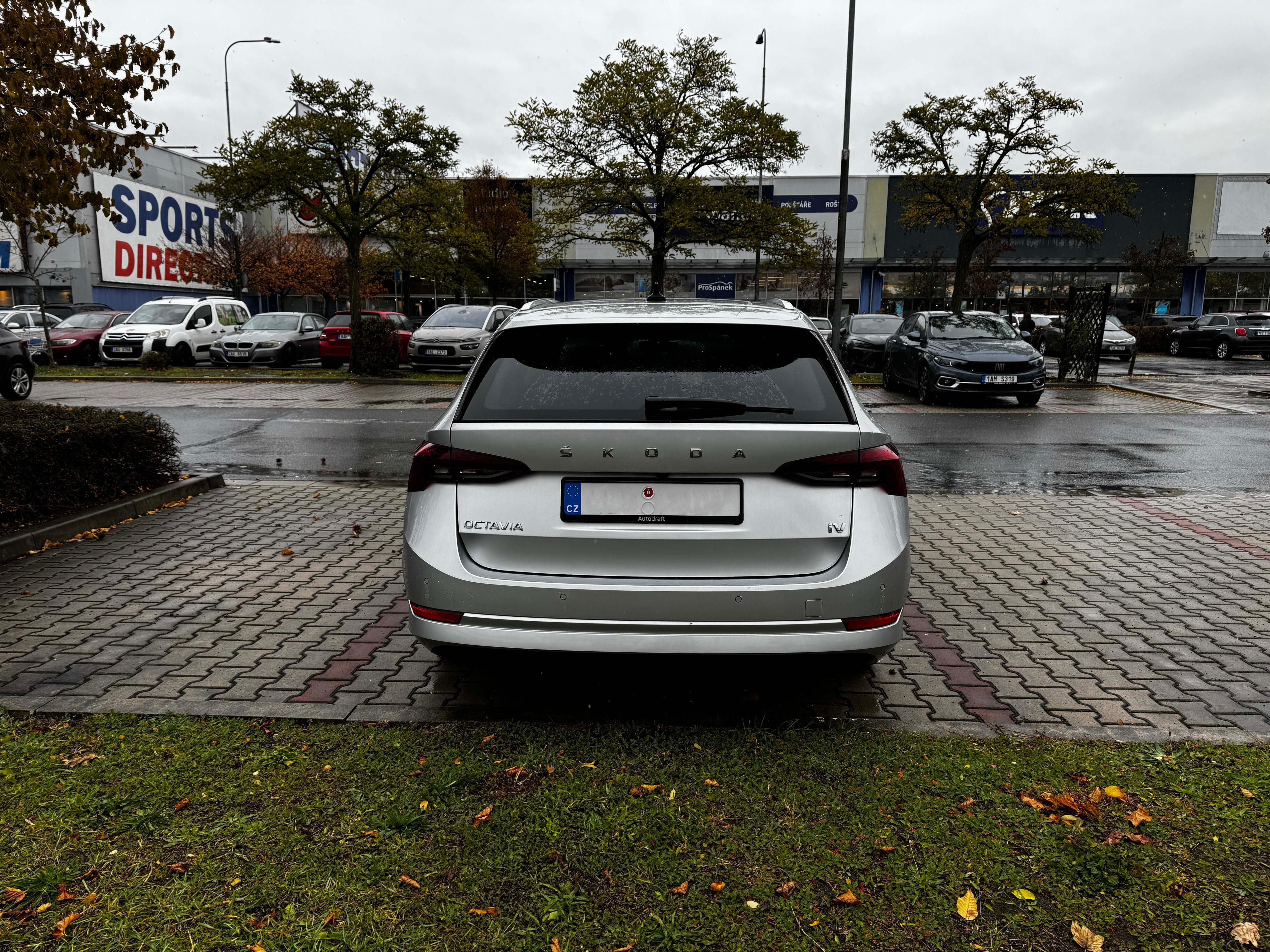 Škoda Octavia, 1,4 TSI PHEV, Nezávislé topení - fotka 4