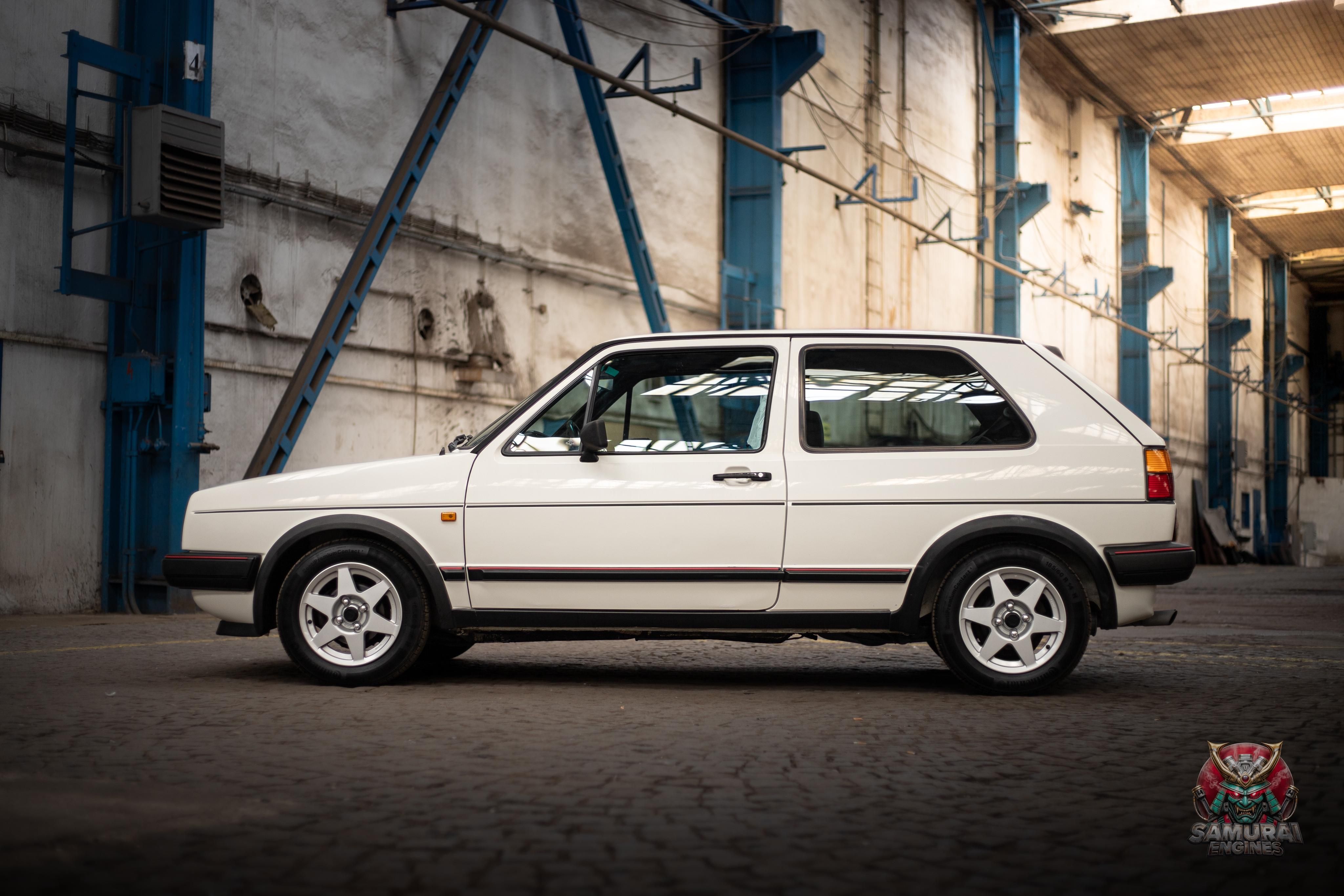 Volkswagen Golf, VW Golf II 1.8 GTI 8V - fotka 4