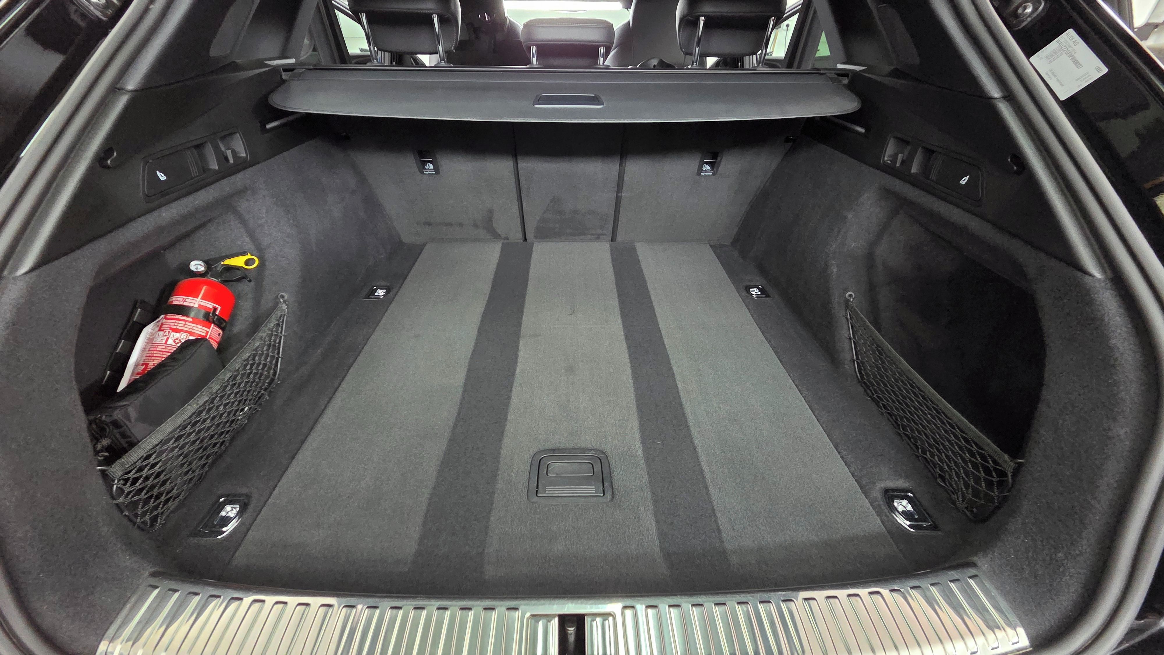 Audi e-tron, Audi E-tron S, tažné, B&O, 4x4 - fotka 6