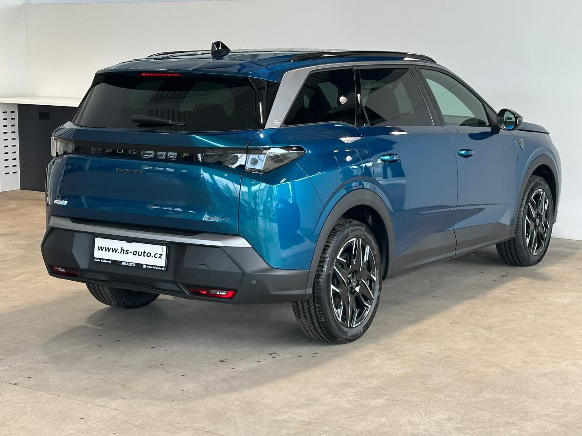Peugeot 5008, GT Hybrid 145 e-DCS6 - fotka 4