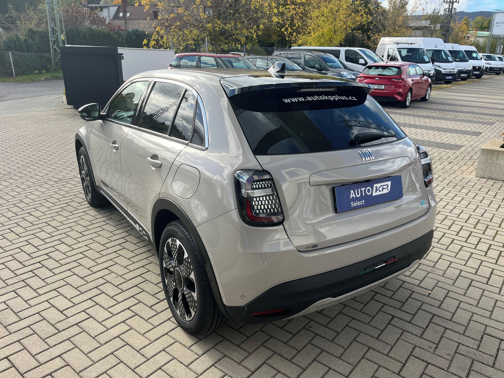 Fiat 600e, La Prima BEV 54kWh 156k - fotka 4