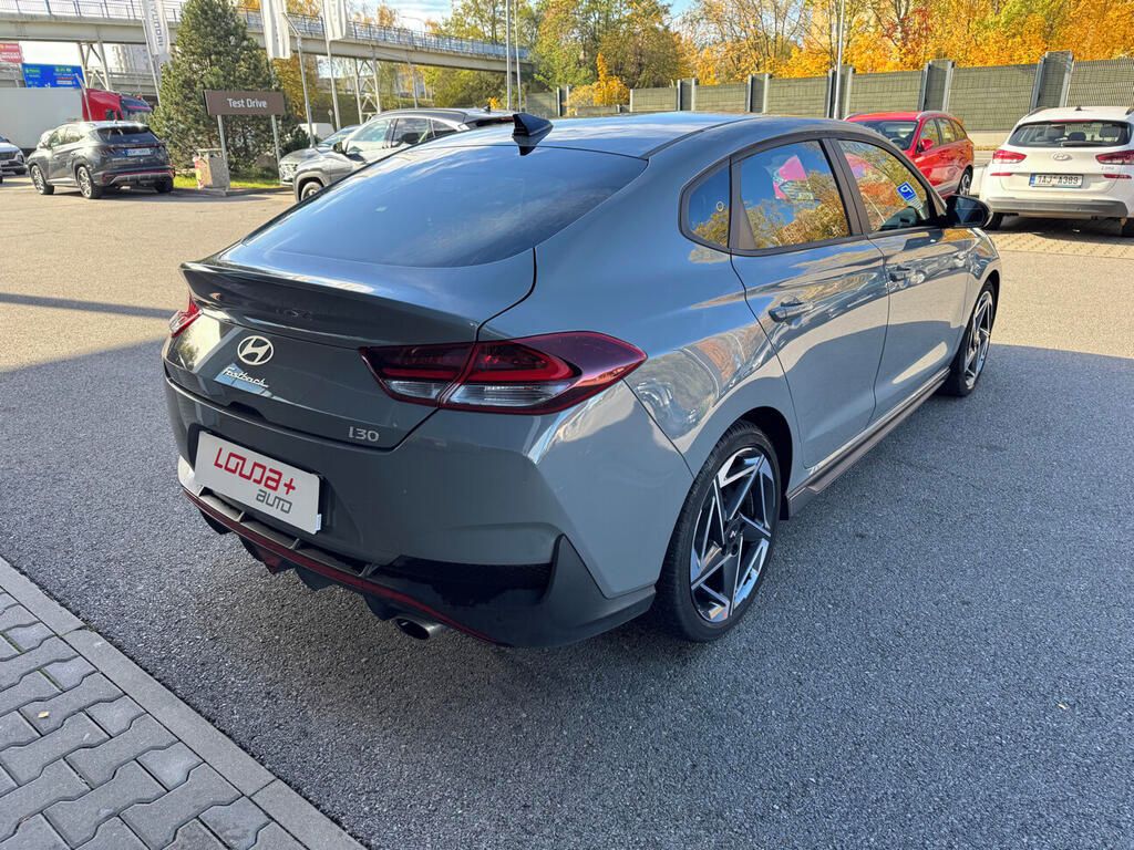 Hyundai i30, N-line 1.5 T-GDI 103 kW - fotka 5