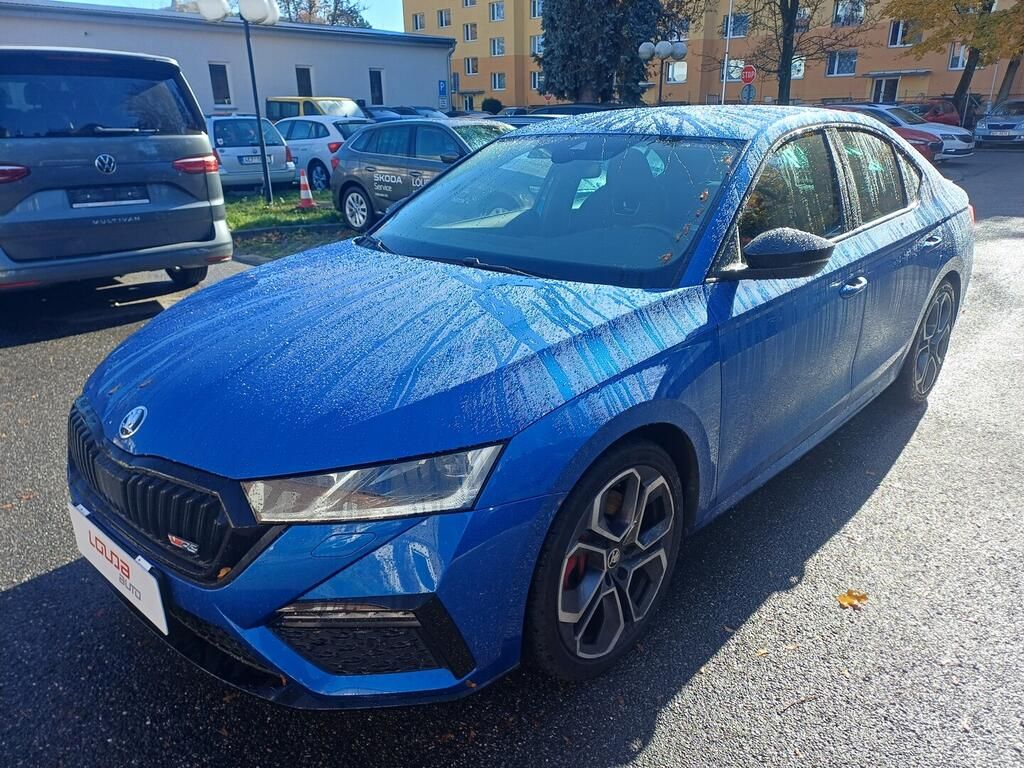Škoda Octavia, RS 2.0 TSI 180 kW