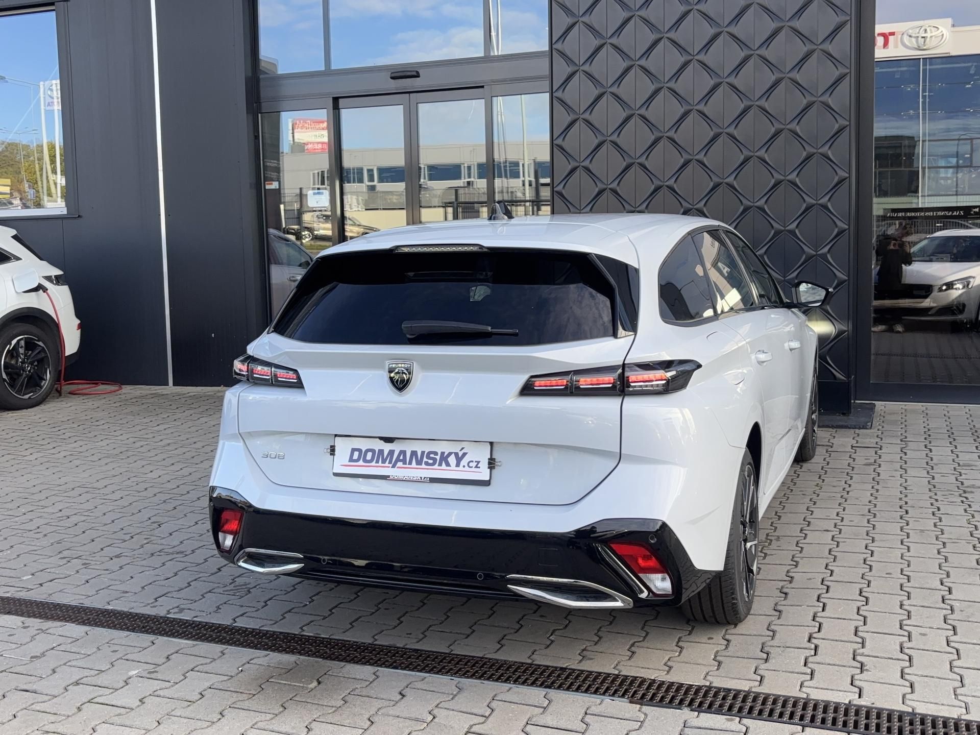 Peugeot 308, SW 1.5 BlueHDi 96 kW - fotka 3