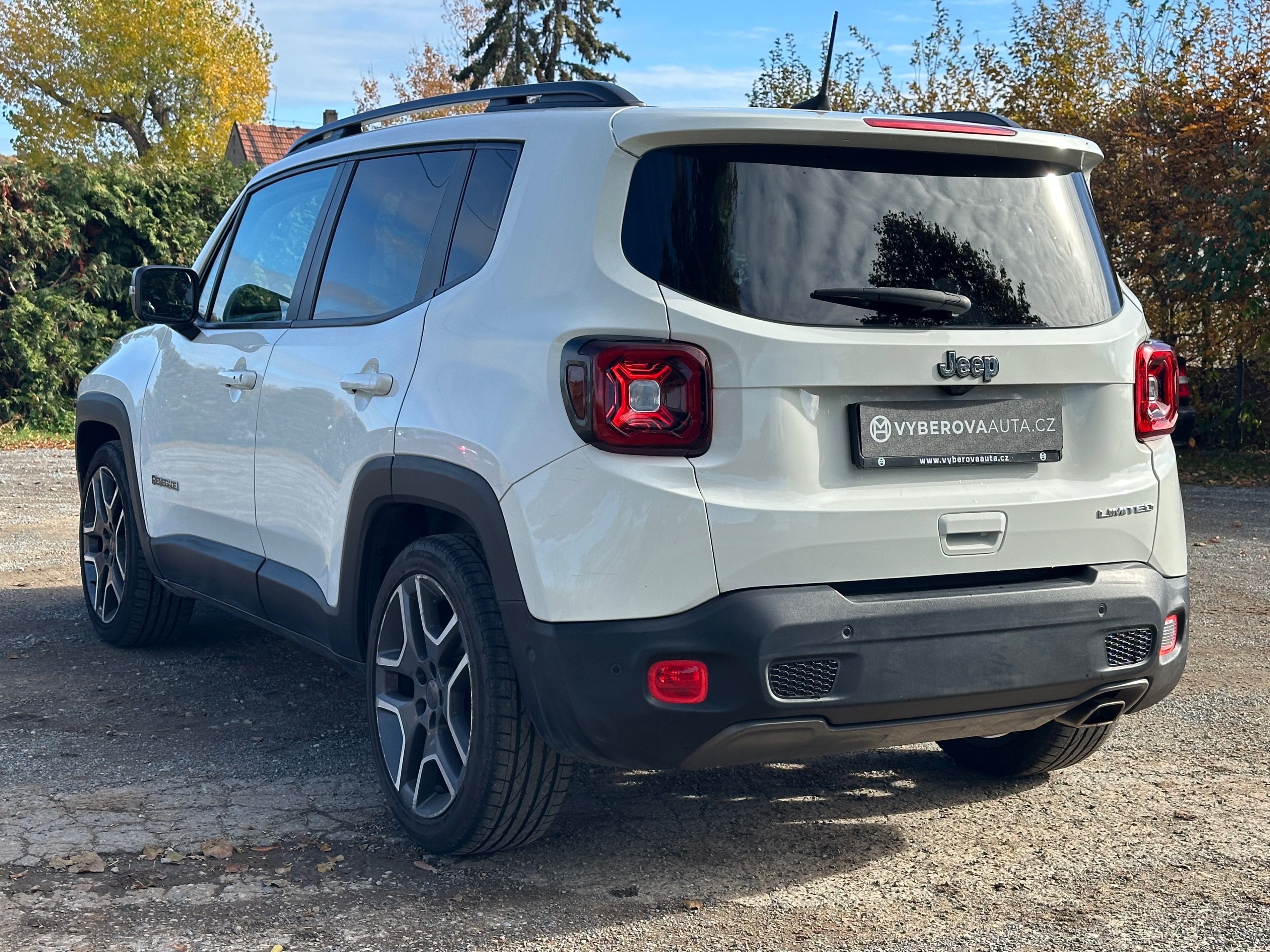 Jeep Renegade, 1.3GSE 111kW/Limited/Aut/CAM/ - fotka 3