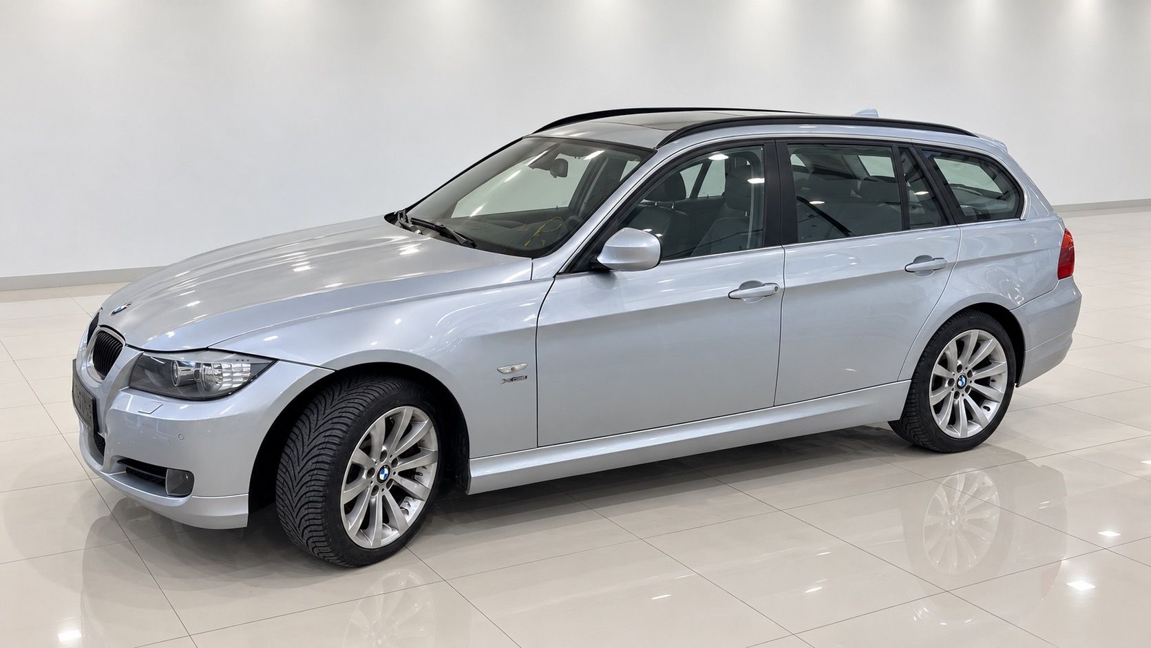 BMW Řada 3, 3.0i| xDrive| Servis| Panorama - fotka 5