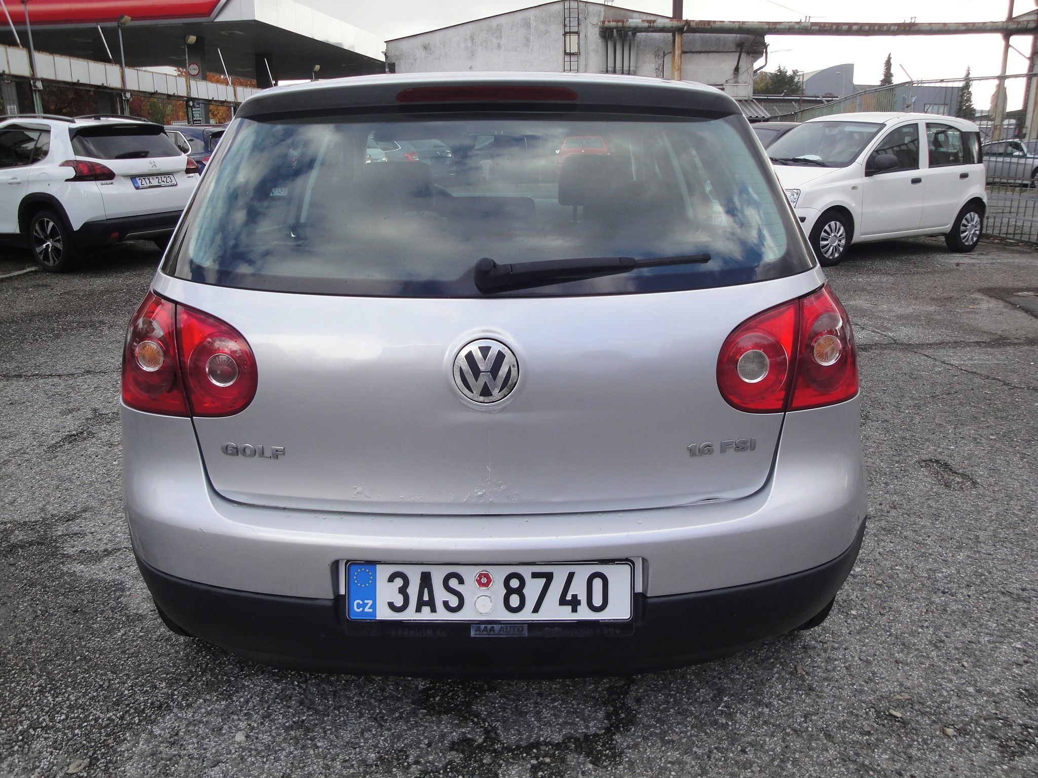 Volkswagen Golf, 1.6 FSI 85kw Vyh seda STK 2028 - fotka 6