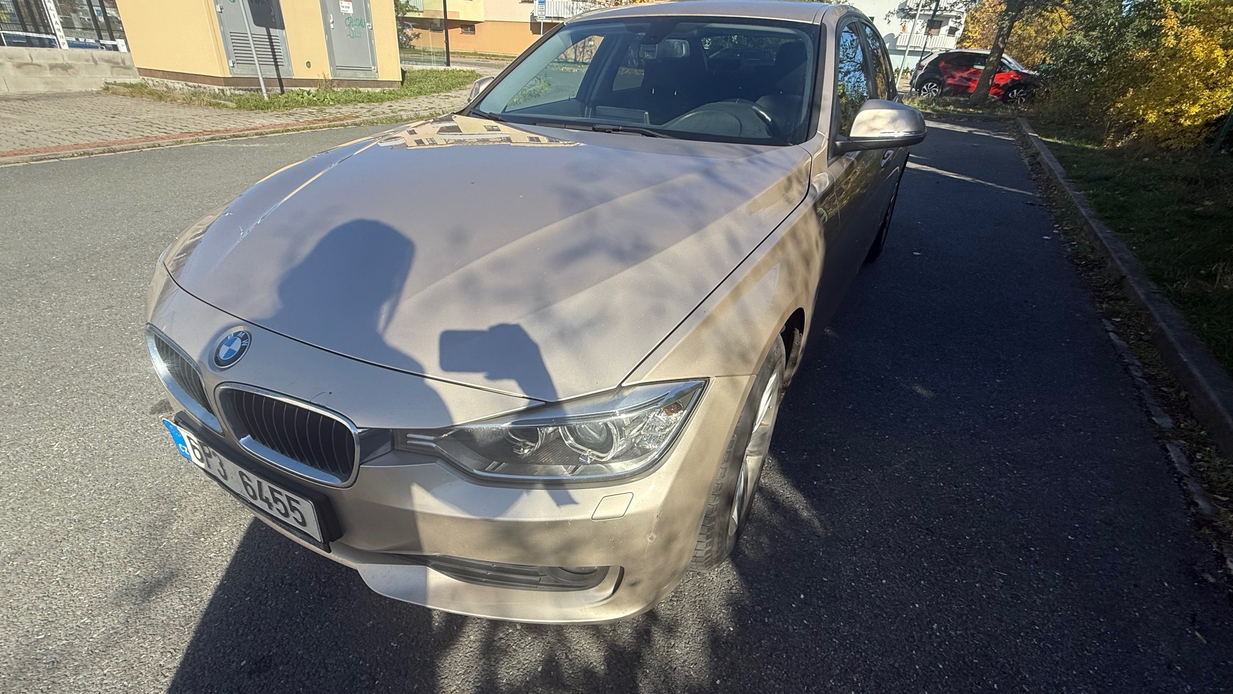 BMW Řada 3, BMW 320d xdrive - fotka 2