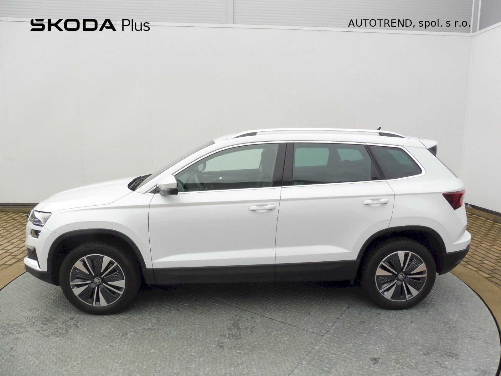 Škoda Karoq, Top Selection 1,5 TSI 110kW - fotka 3