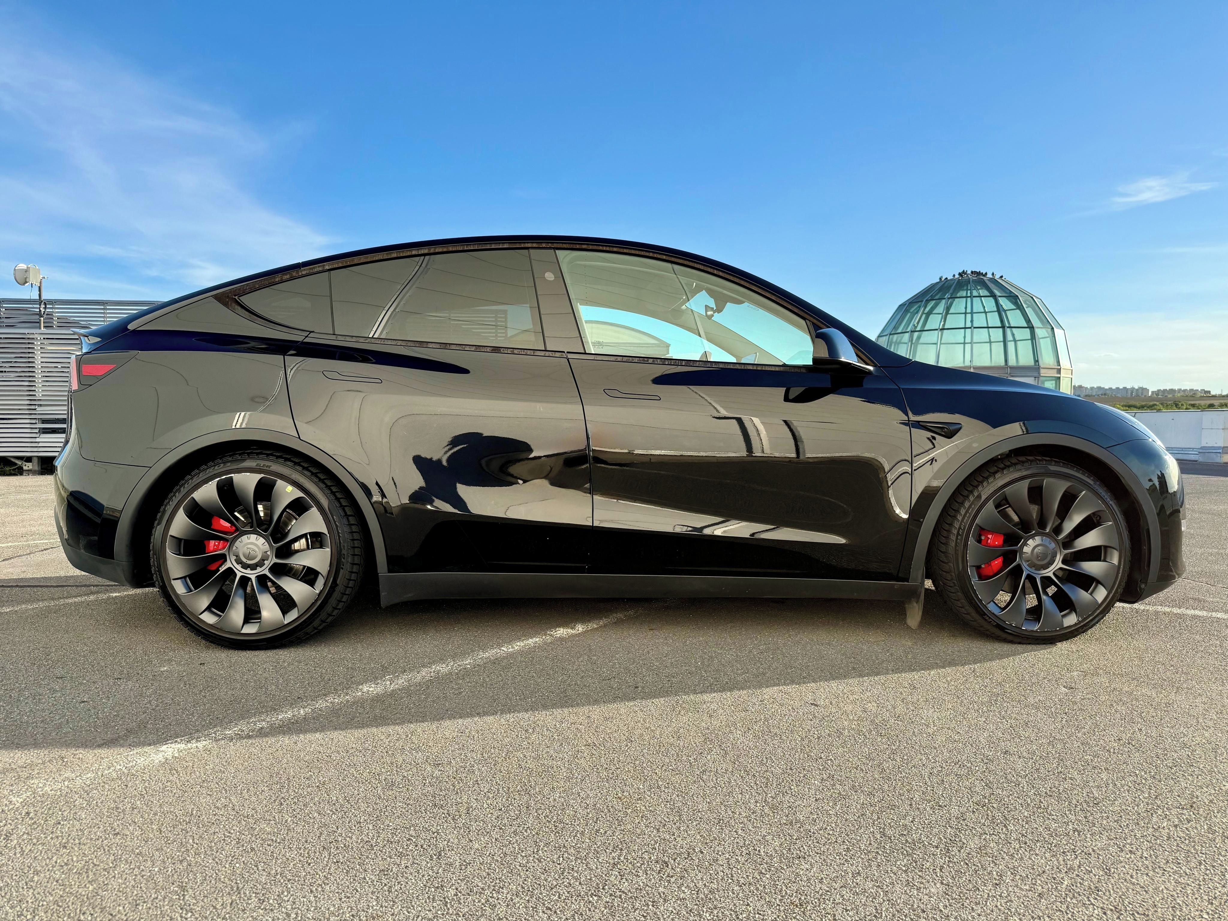 Tesla Model Y, Performance| 393 kW | 4×4 | - fotka 6