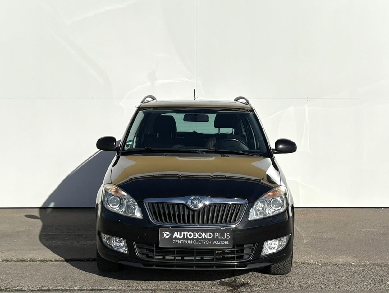 Škoda Fabia, 1.2 TSI DSG / 77 kW Elegance - fotka 4