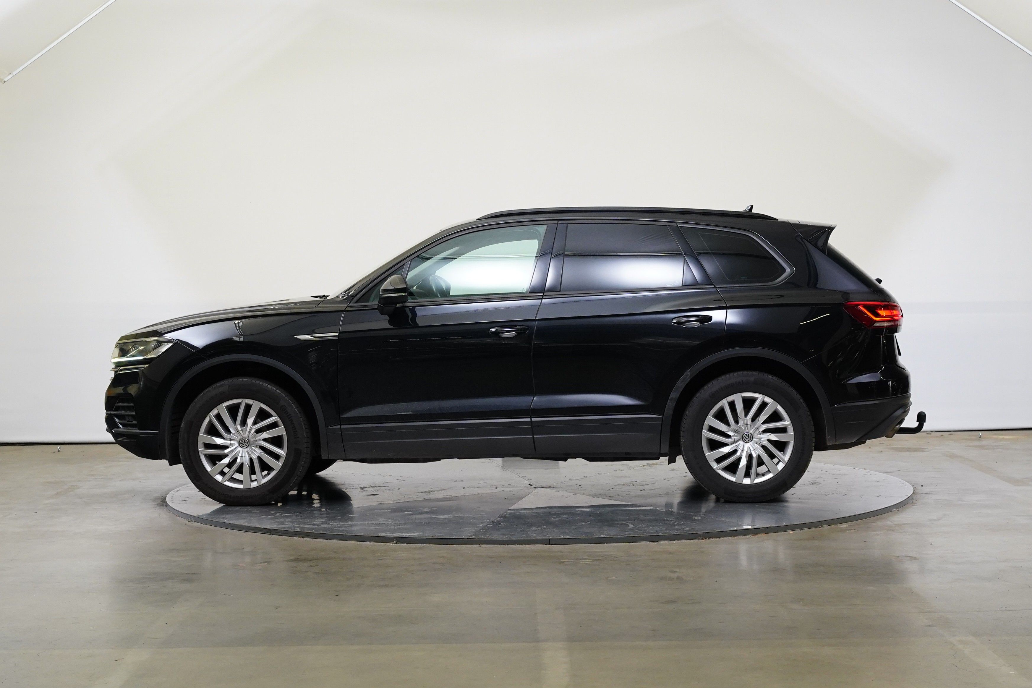Volkswagen Touareg, 3.0 TDI V6 170 kW 4Motion - fotka 3