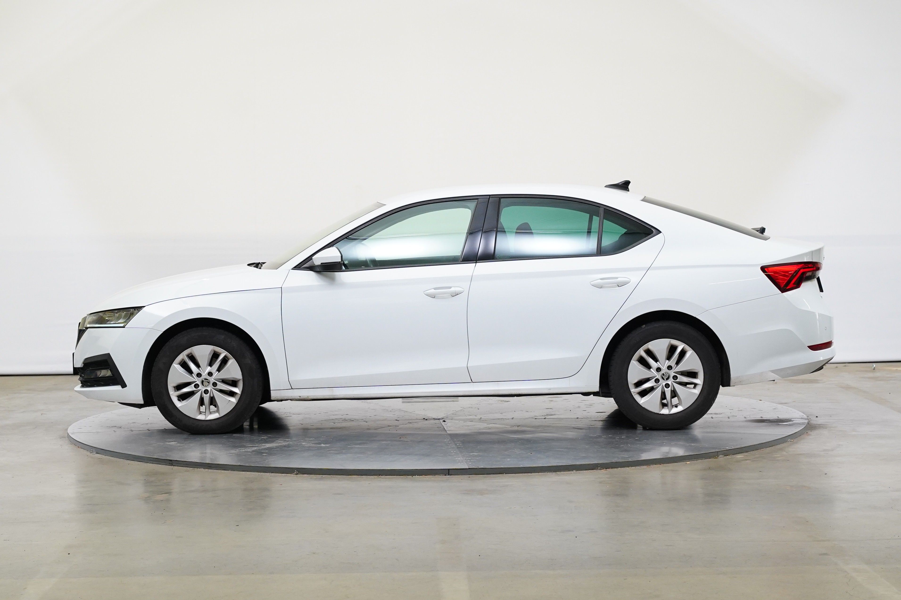 Škoda Octavia, 1.5 M-HEV 110 kW - fotka 3