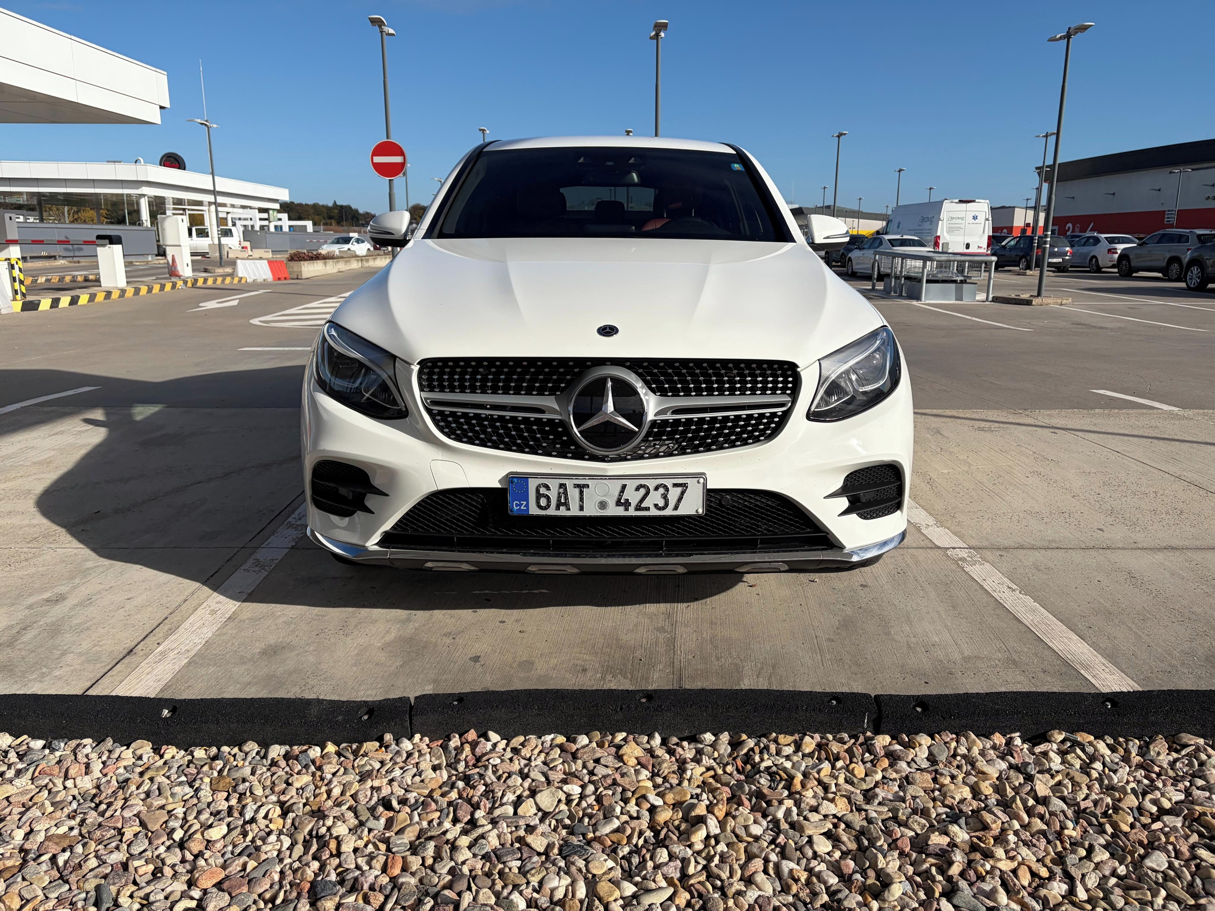 Mercedes-Benz GLC, Coupé 250d 4MATIC - fotka 2