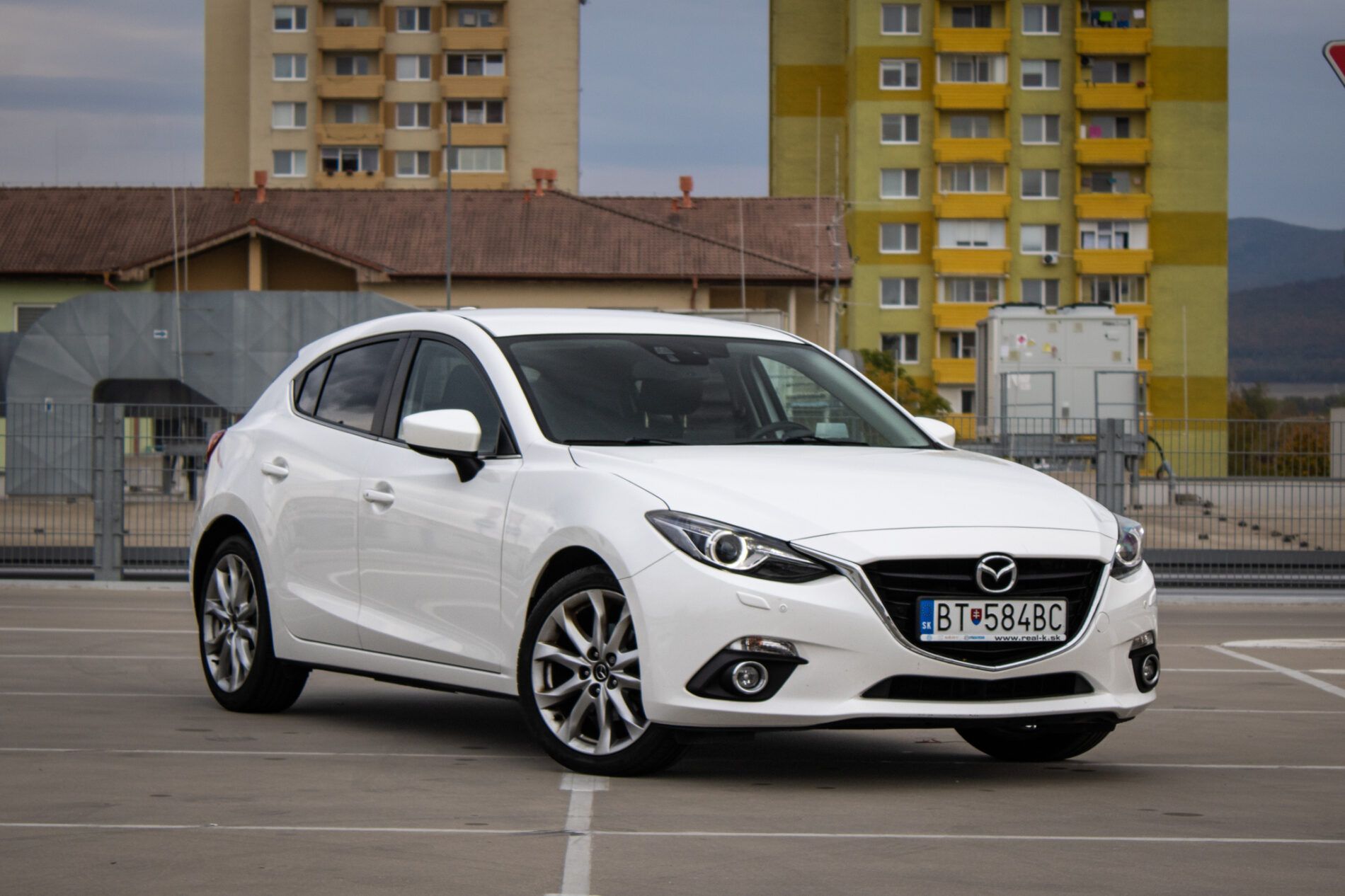 Mazda 3 - fotka 3