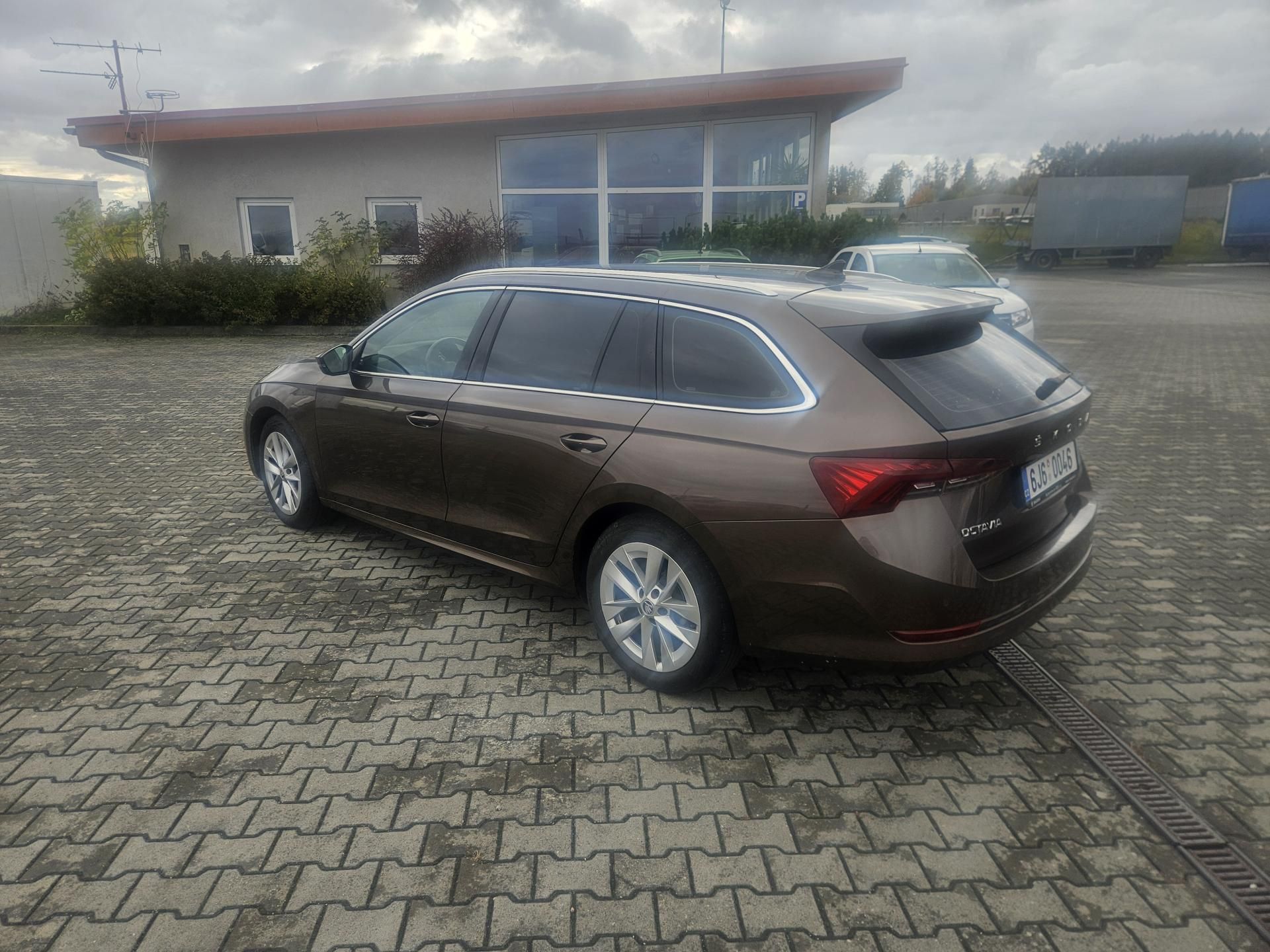 Škoda Octavia, IV  2,0 TDI 110 kW - fotka 4