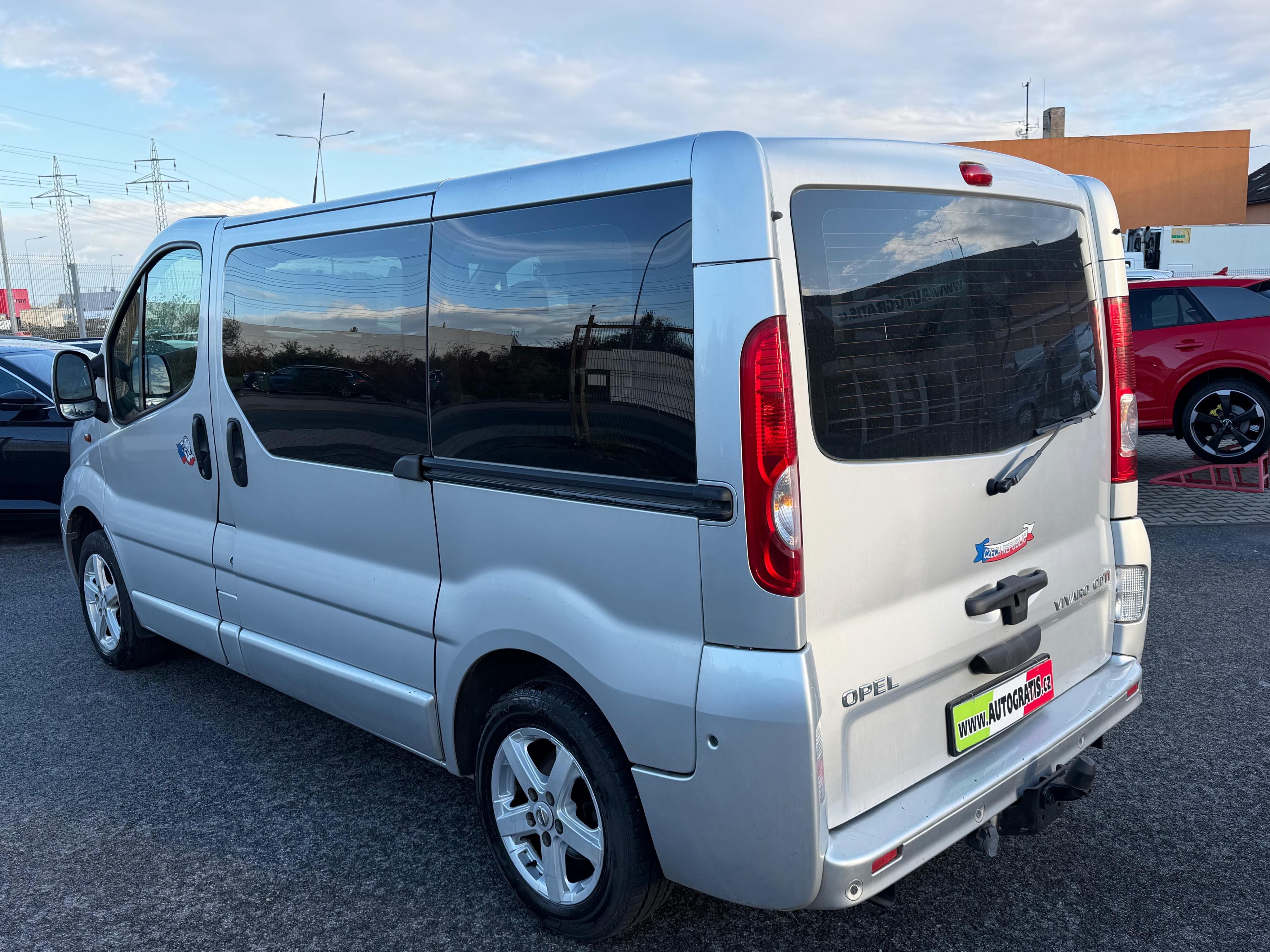 Opel Vivaro, 2.0d-84KW-9MÍST-2XŠOUPAČKY - fotka 5