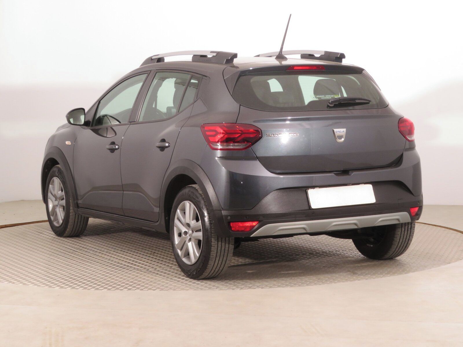 Dacia Sandero, 1.0 TCe, Stepway Expression - fotka 4