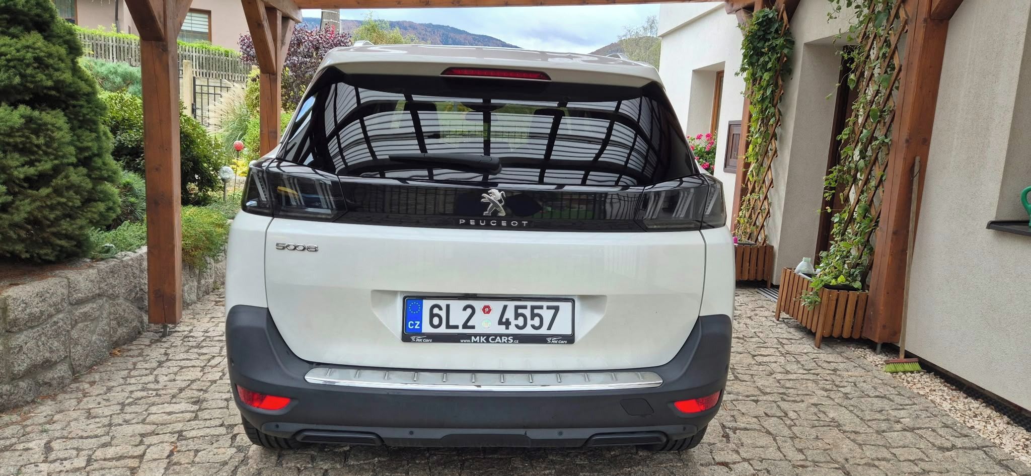 Peugeot 5008, 2.0 Blue HDi - fotka 2