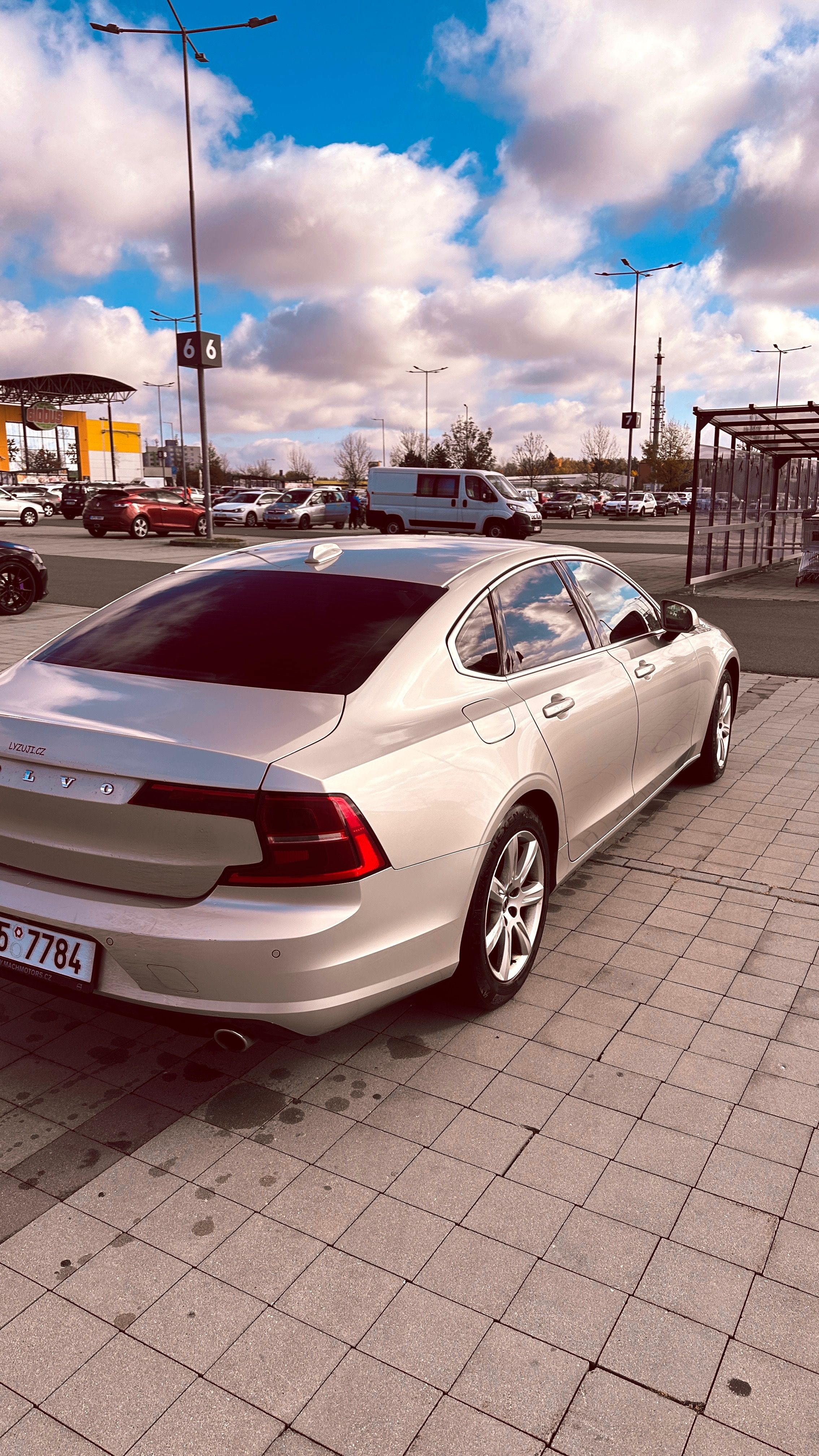 Volvo S90, 2,0 D AWD, - fotka 5