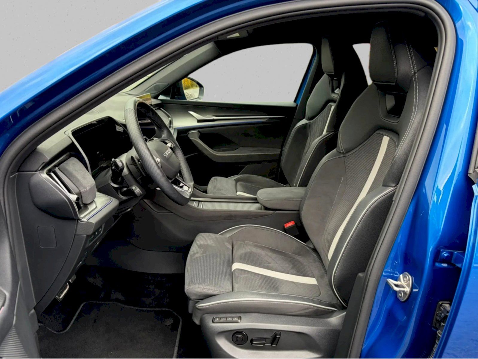 Škoda Kodiaq, TDI 4x4 2.0/142kW SportLine - fotka 6