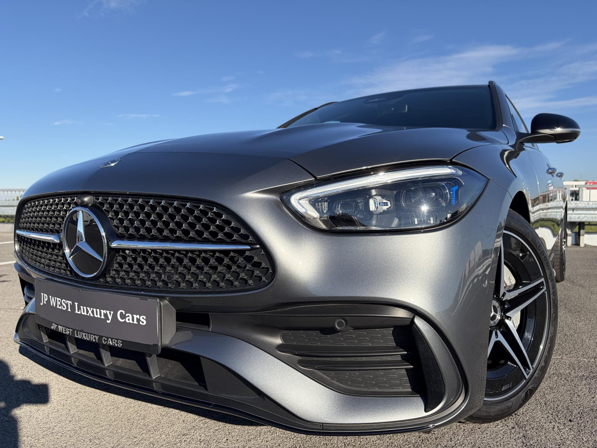 Mercedes-Benz Třídy C, 300T 4Matic AMG Distronic 360° - fotka 5