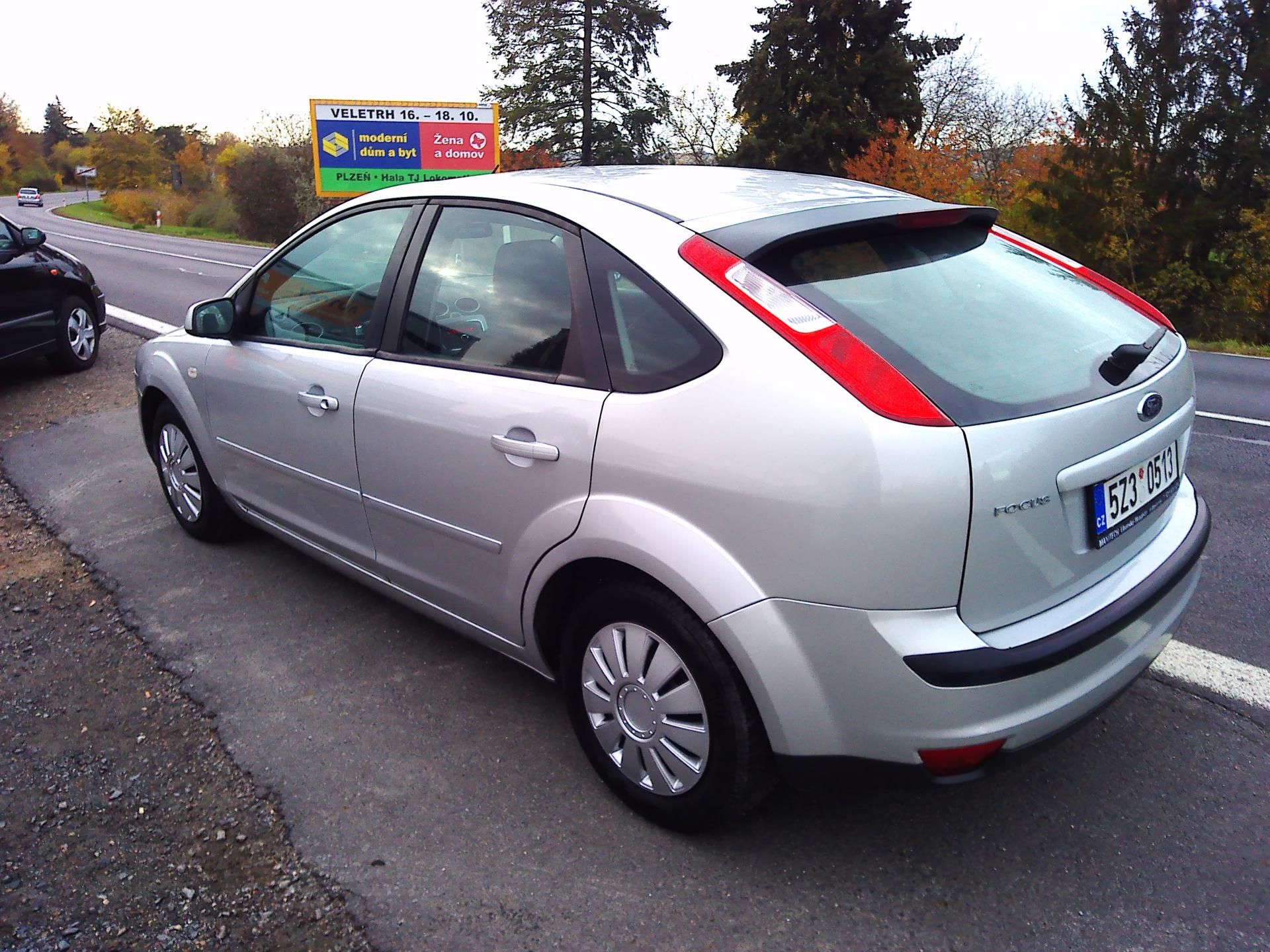 Ford Focus, 1.6i,74 kW, automat!, nová STK - fotka 3
