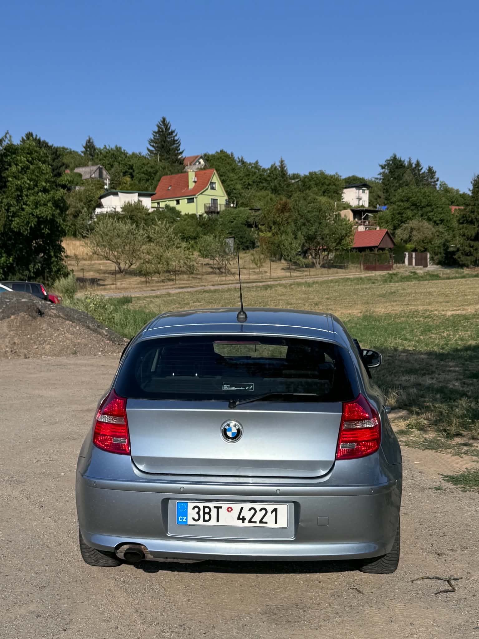BMW Řada 1, 2.0 benzin - fotka 5