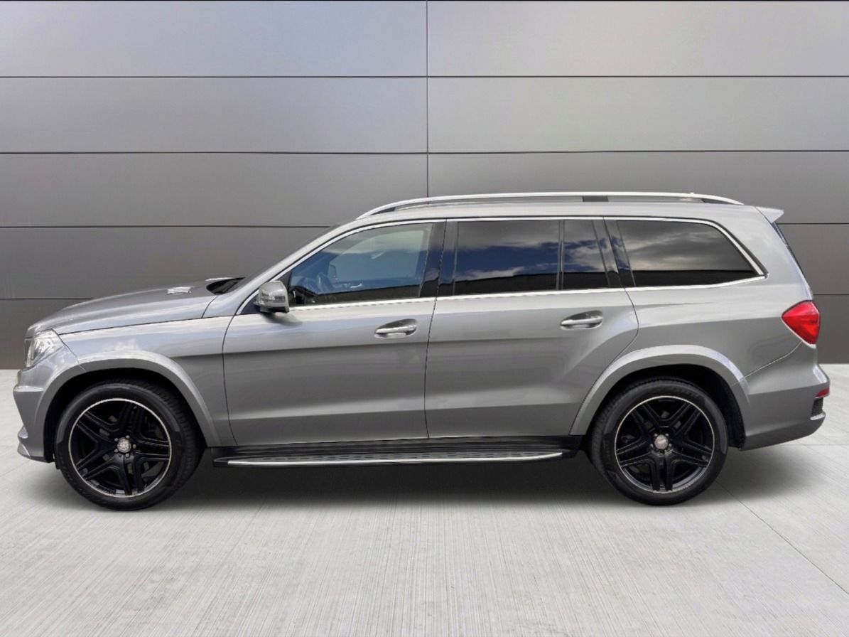 Mercedes-Benz GL, 350 CDi AMG DESIGNO ČR 1 Maj - fotka 5