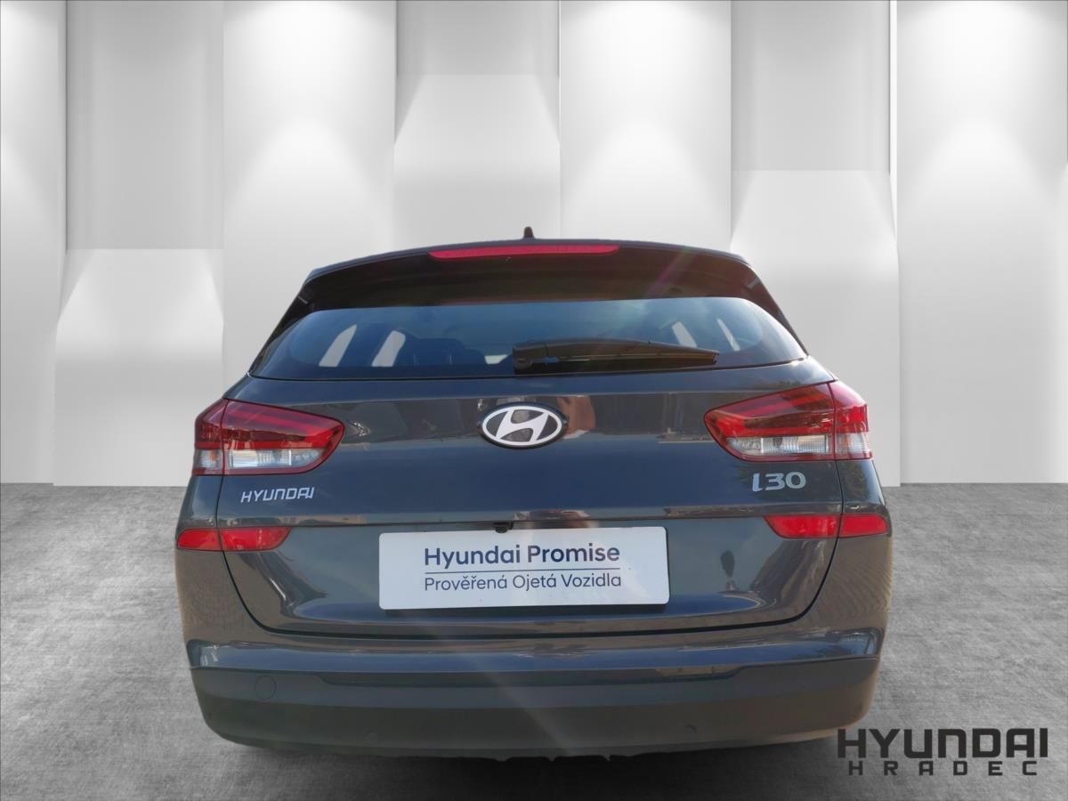 Hyundai i30, 1,0   1.0 T-GDi Smart - fotka 6