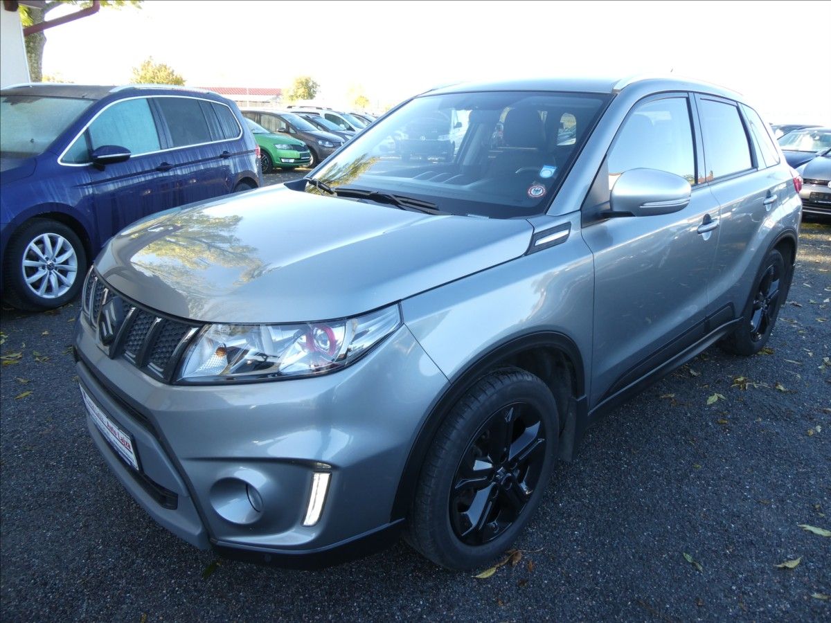Suzuki Vitara, 1,4 BJet 103kW 1.maj,4x4,závěs - fotka 3