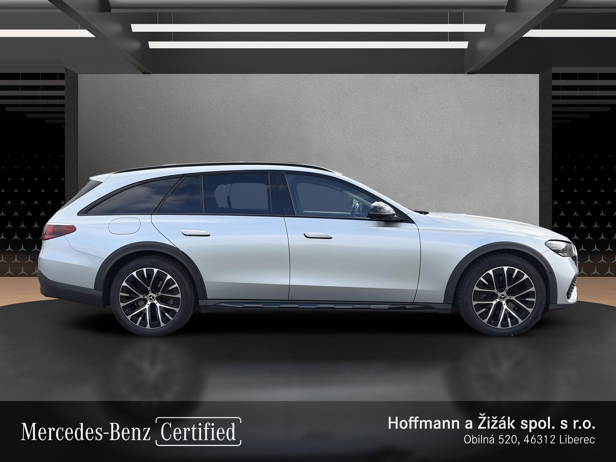 Mercedes-Benz Třídy E, 220 d ALLTERRAIN 4MATIC - fotka 4