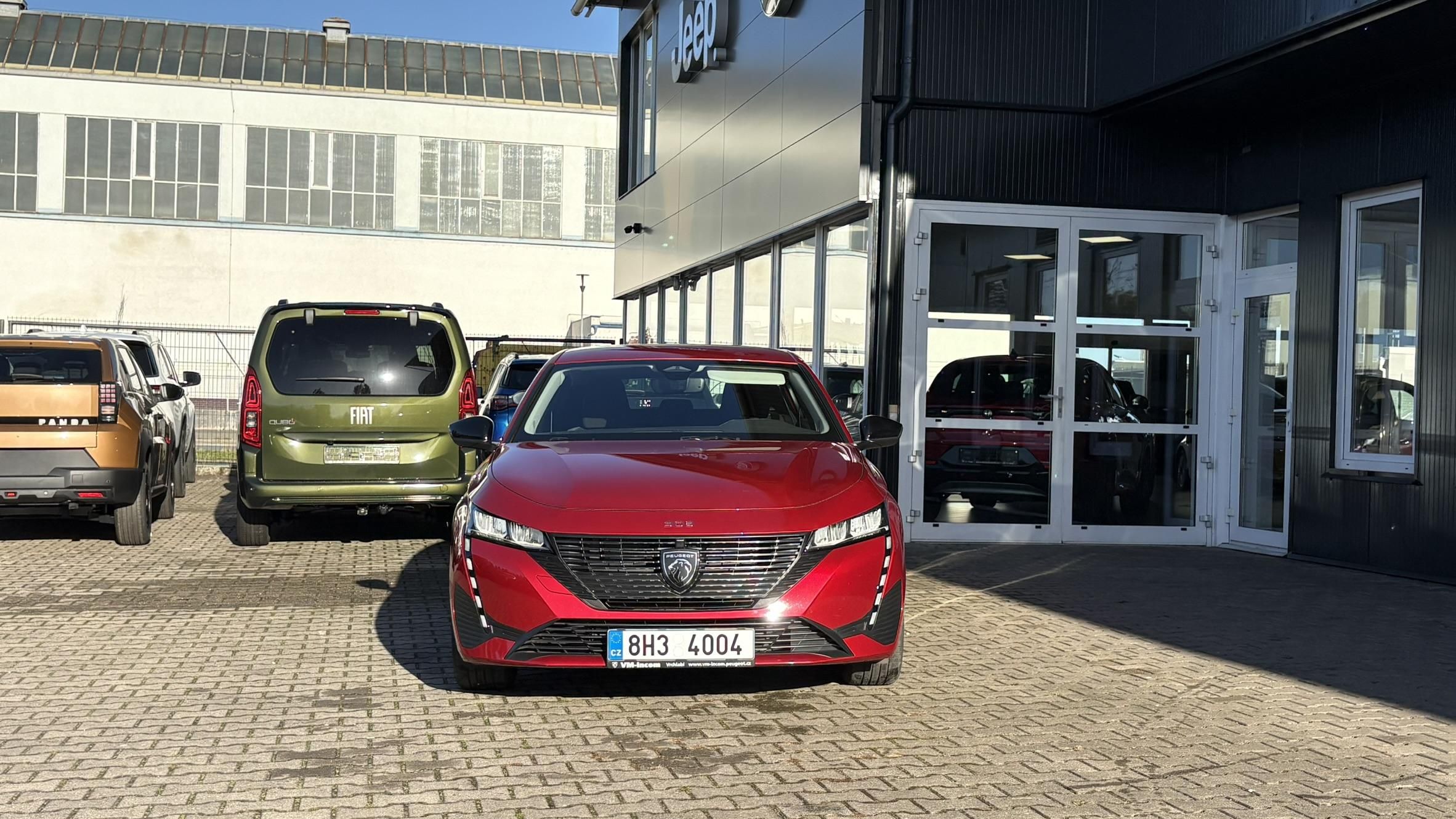 Peugeot 308, 1.2 130k Active - fotka 2