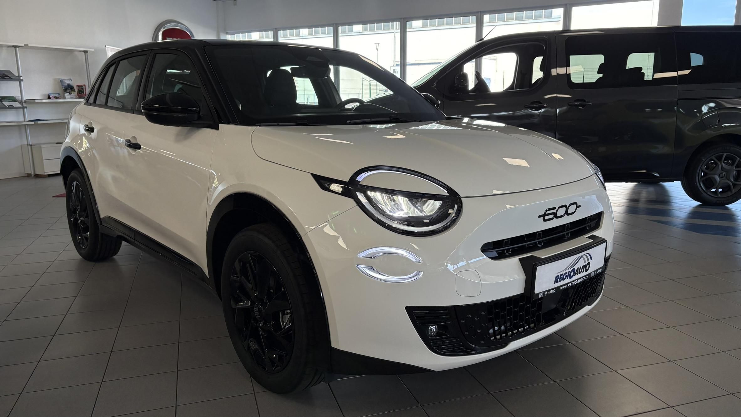 Fiat 600, 1.2T Street 6MT - fotka 3
