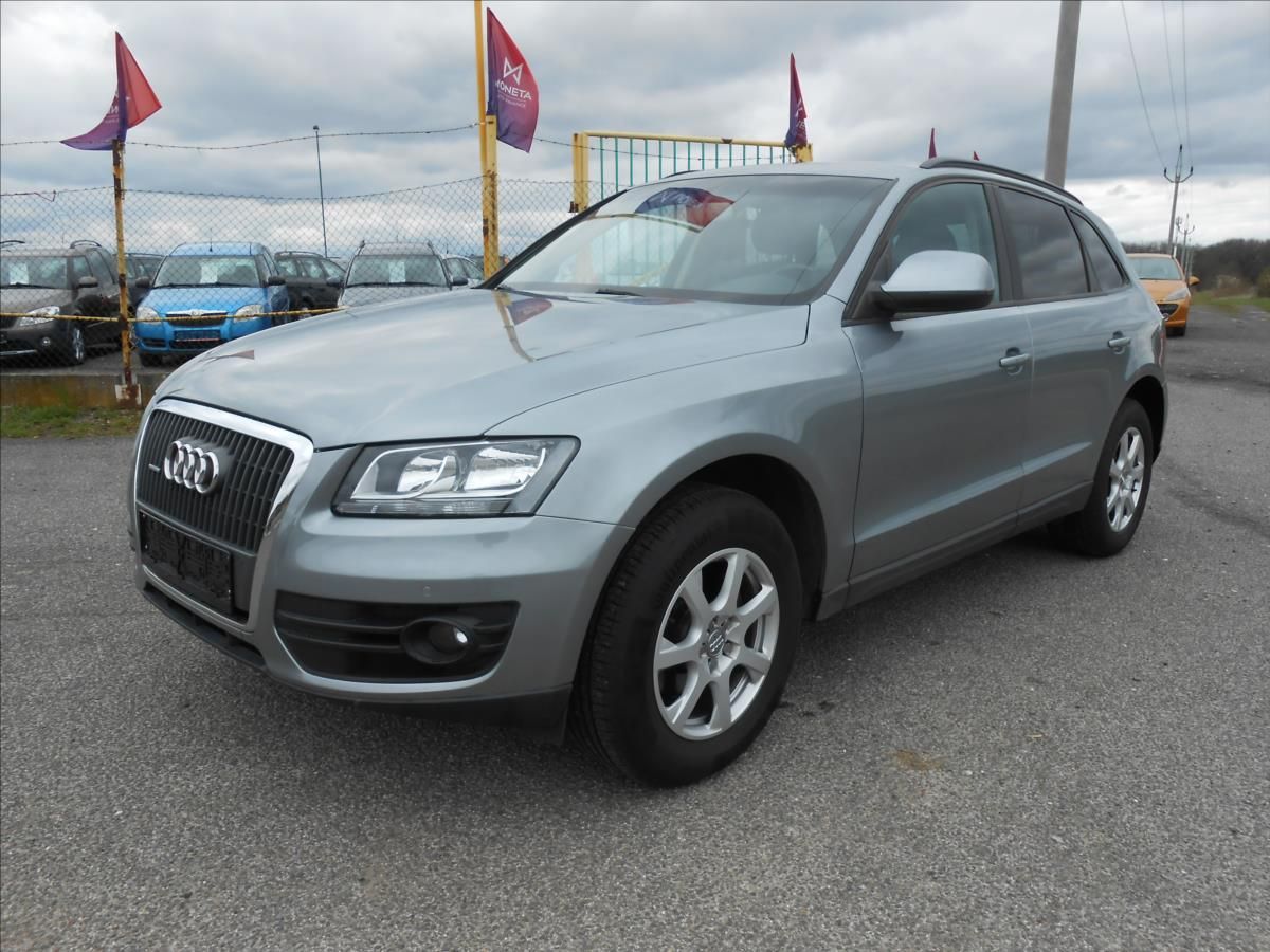 Audi Q5, 2,0 TDI 150 kW  4x4 Serviska