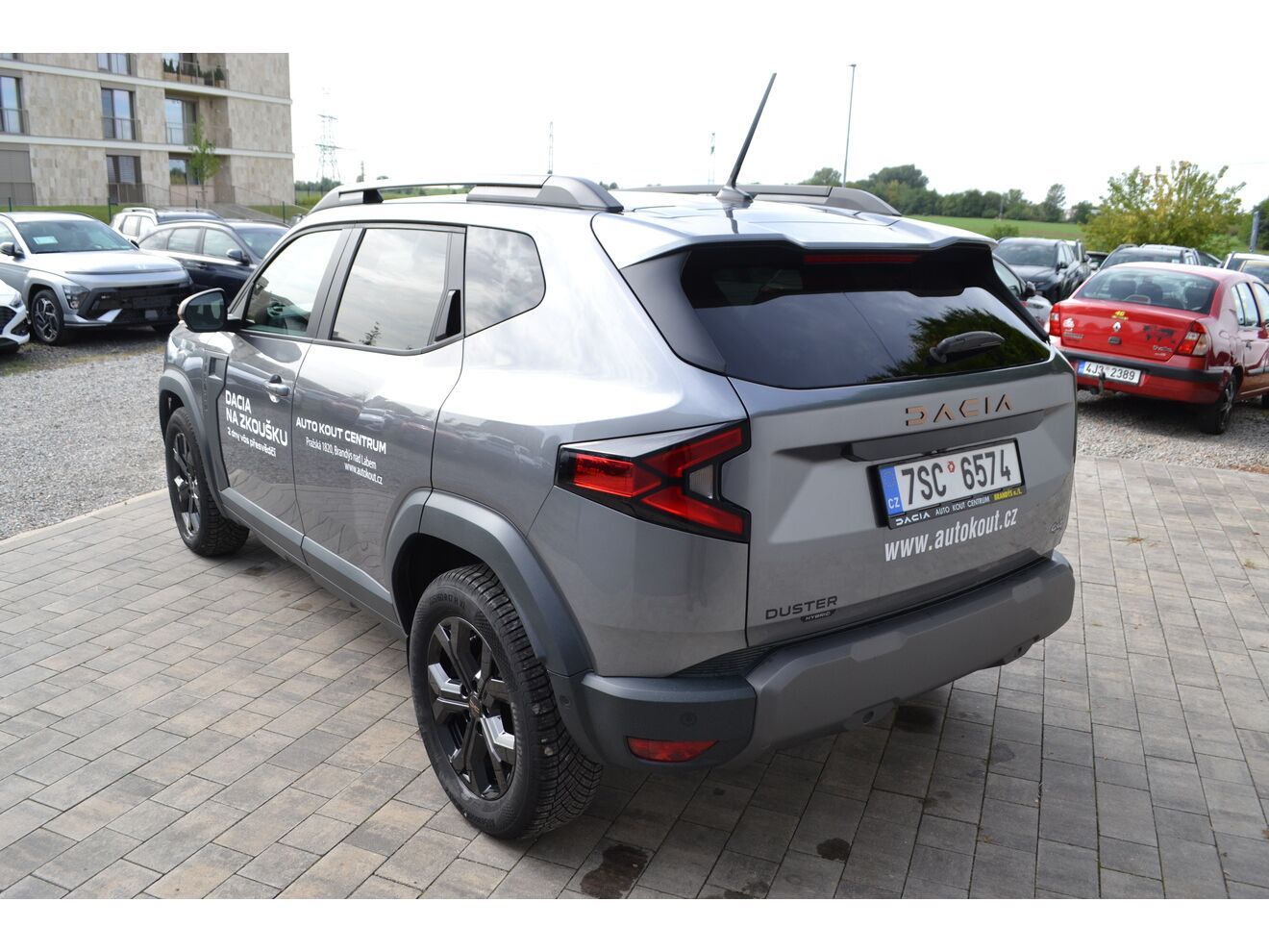 Dacia Duster, EXTREME HYBRID- G 150 4x4 - fotka 3