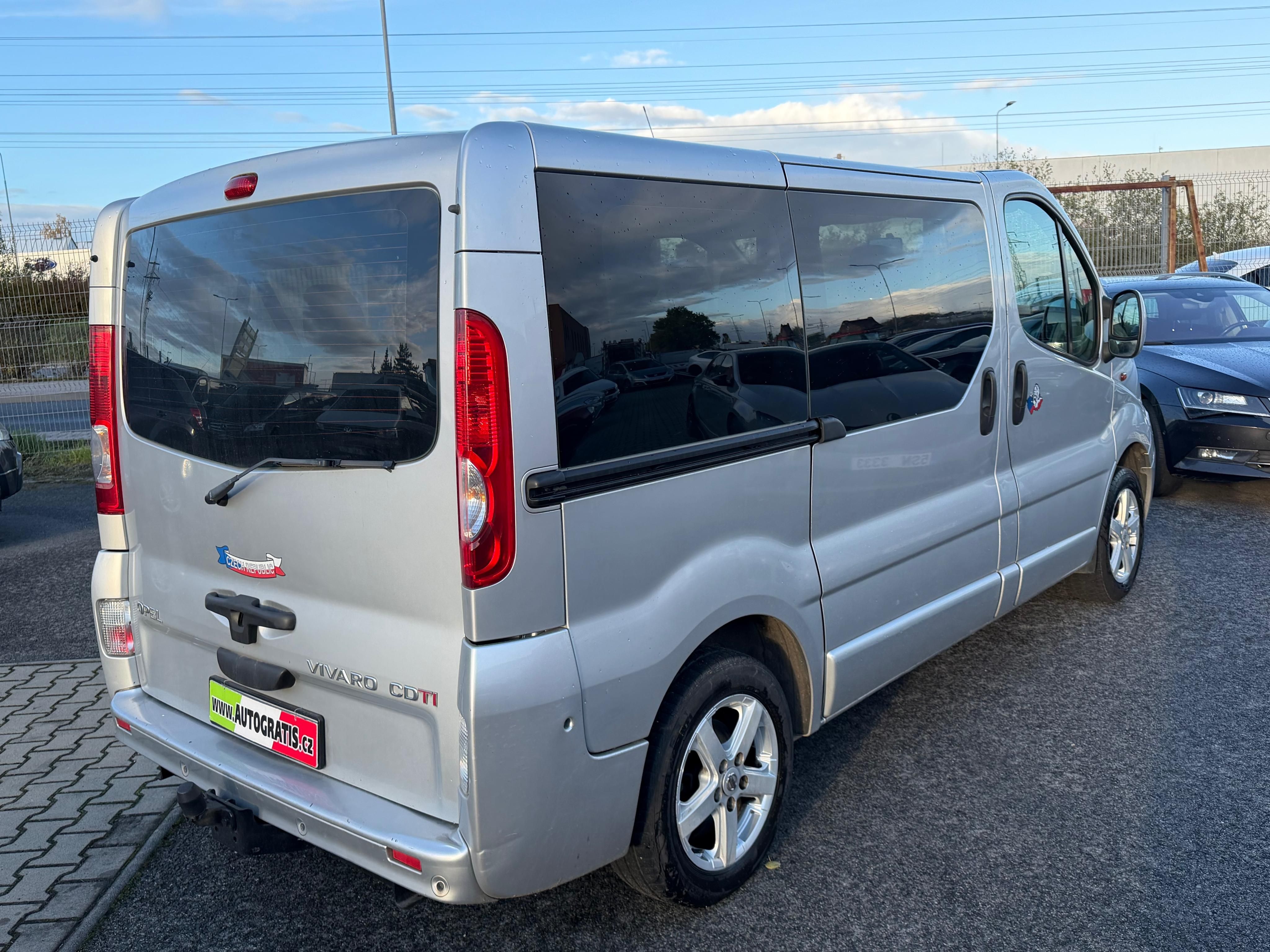 Opel Vivaro, 2.0d-84KW-9MÍST-2XŠOUPAČKY - fotka 4