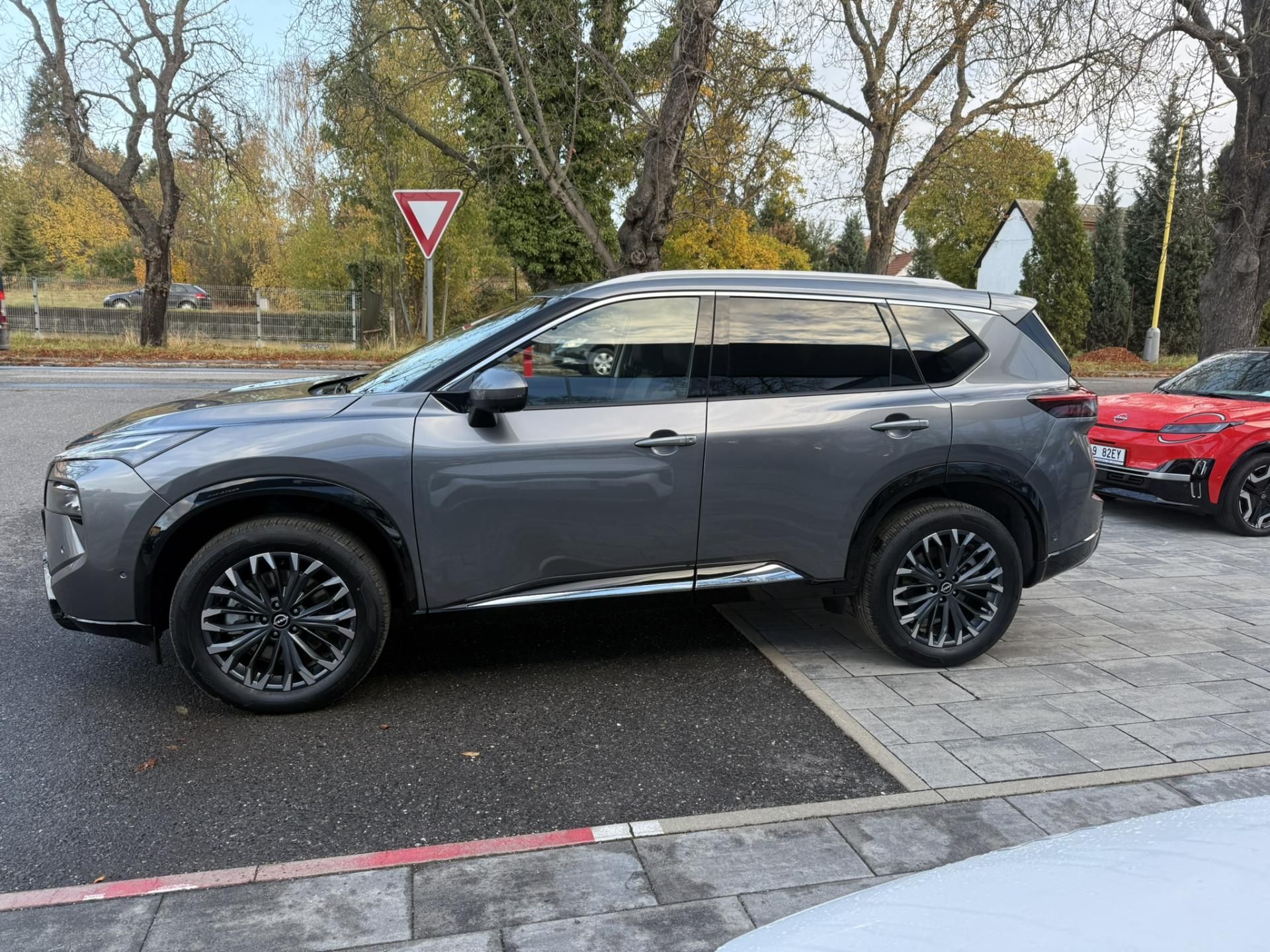 Nissan X-Trail, E-POWER e-4ORCE TEKNA BOSS ES - fotka 4