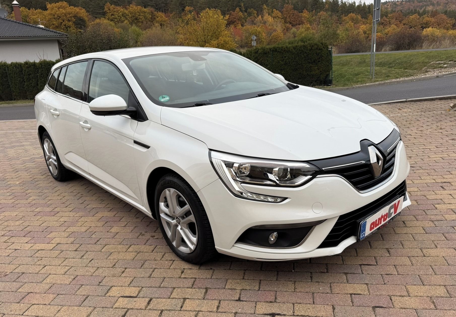 Renault Mégane, IV GRANDTOUR 1.2 TCE 74kW - fotka 5